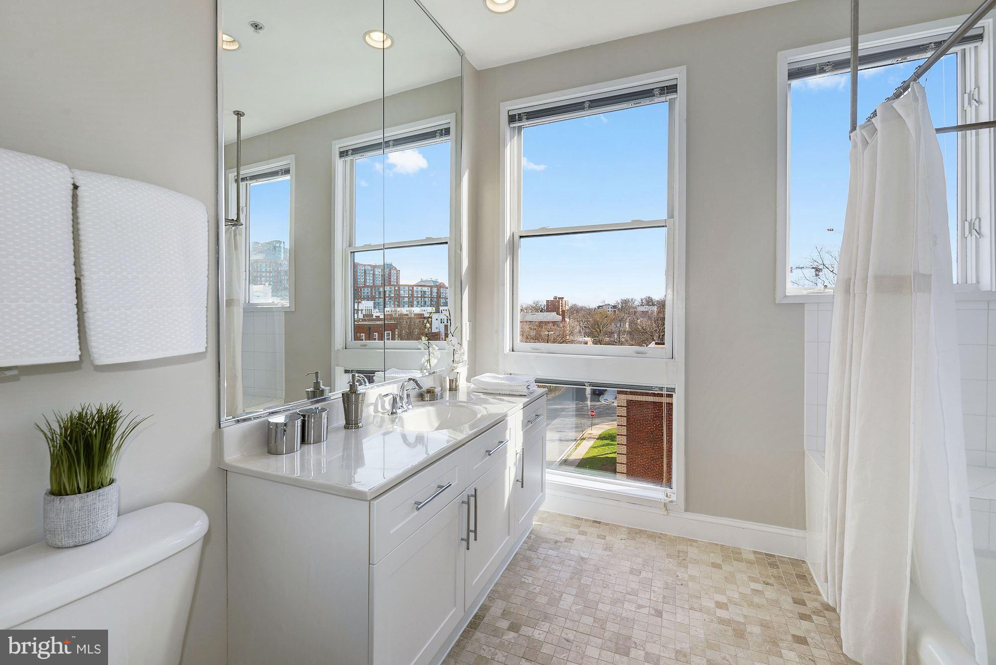 BROMPTONS - Residential