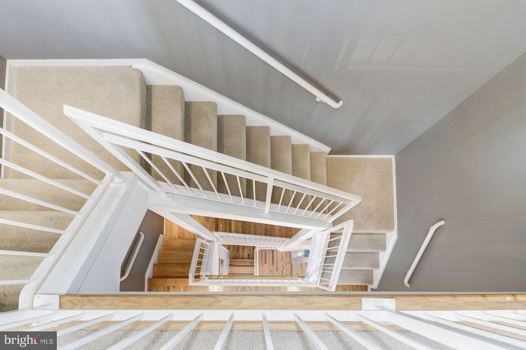 1662 N QUINN STREET N