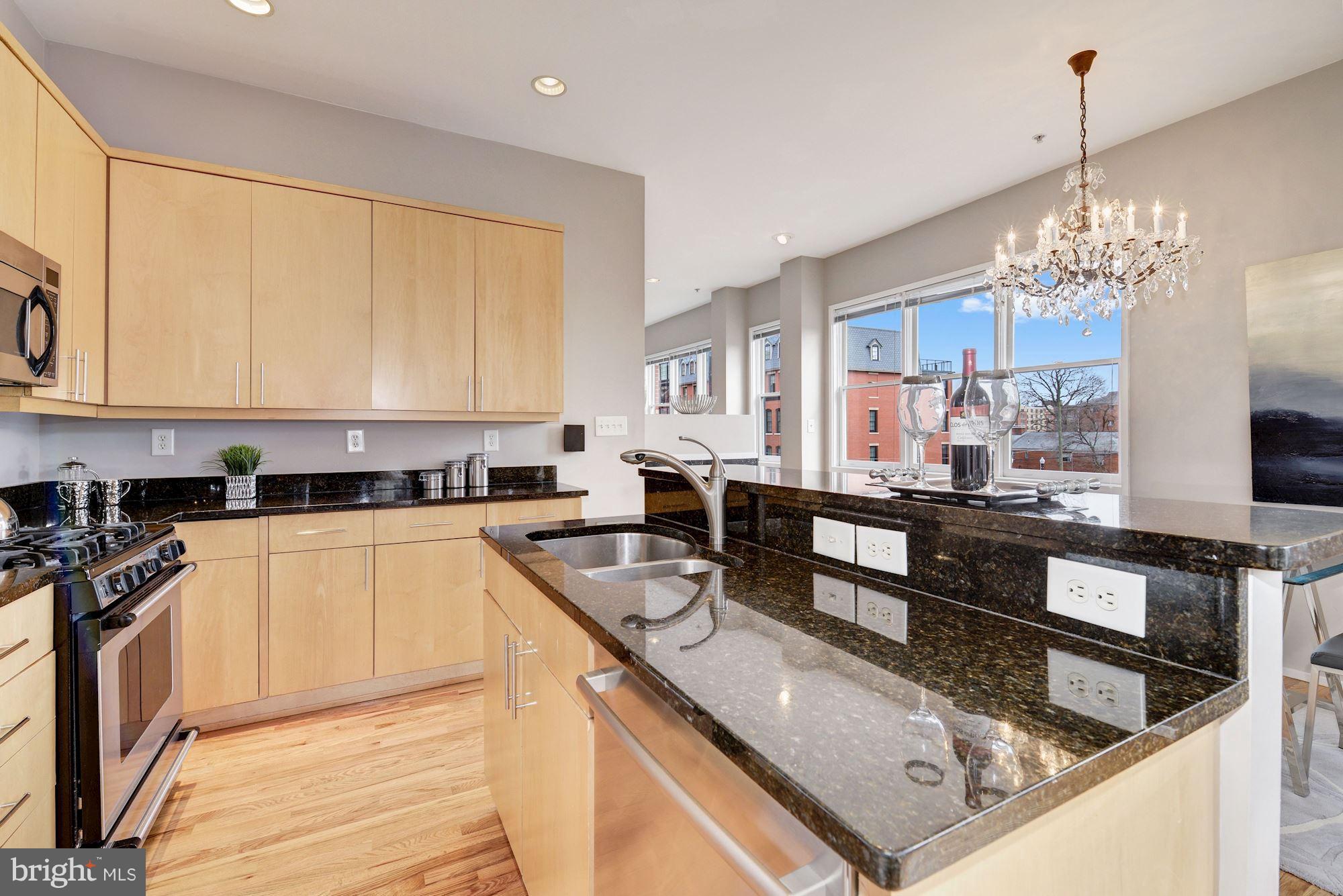 BROMPTONS - Residential