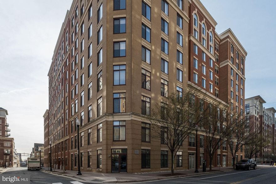 Immaculate, light & bright corner unit 2BR/2.5BA with Monument Views located on the quiet side
of the building. TWO extra large, garage parking spaces (R36 & 37) and a storage unit (B-33)
included. Overlooks corner of 12th St & N Fillmore St. The Clarendon Metro is just two blocks away!
Enjoy the monument views from your living room and Master BR. Beautiful hardwood floors
throughout and a gas fireplace in the living room. Live in the heart of C larendon and walk to everything - shops, restaurants, nightlife & more. Trader Joe's across the street and Whole Foods a short two blocks. Available July 1 2024.