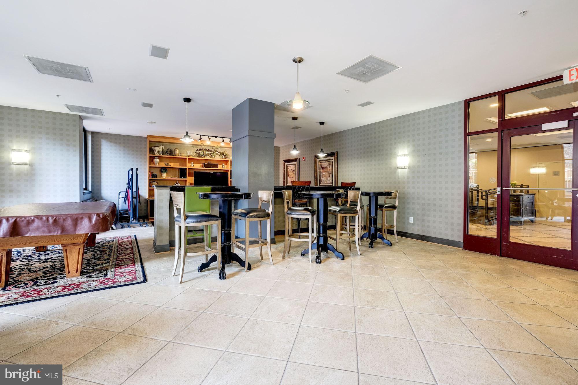 STATION SQUARE - Residential Lease