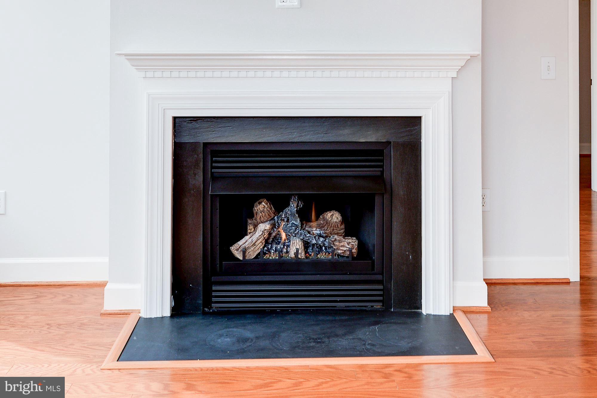 STATION SQUARE - Residential Lease