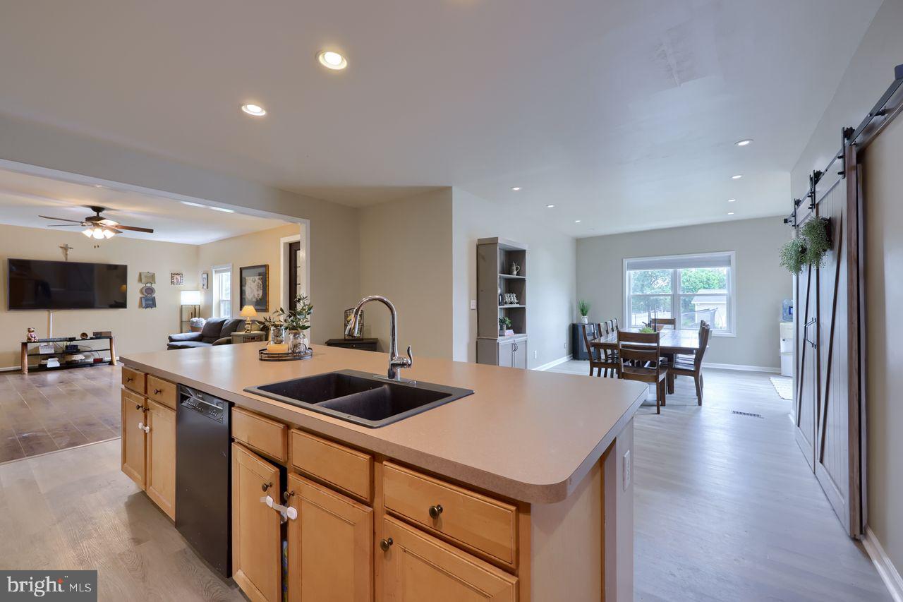 WINDSOR BORO - Residential