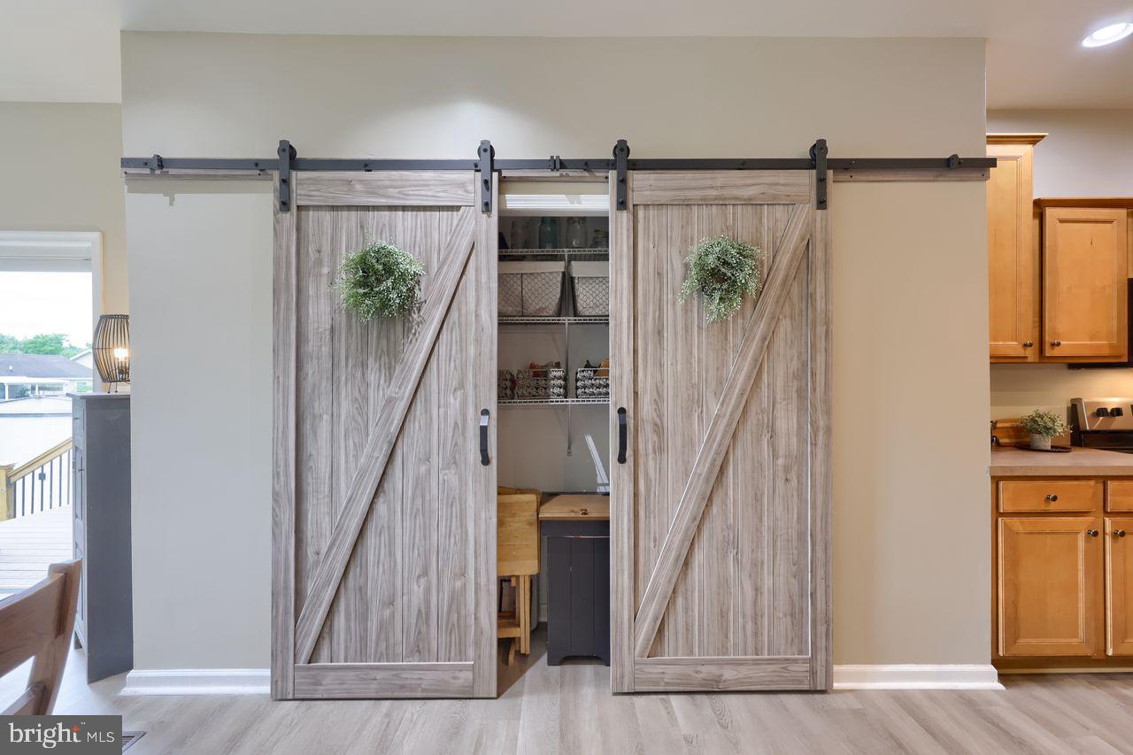 WINDSOR BORO - Residential