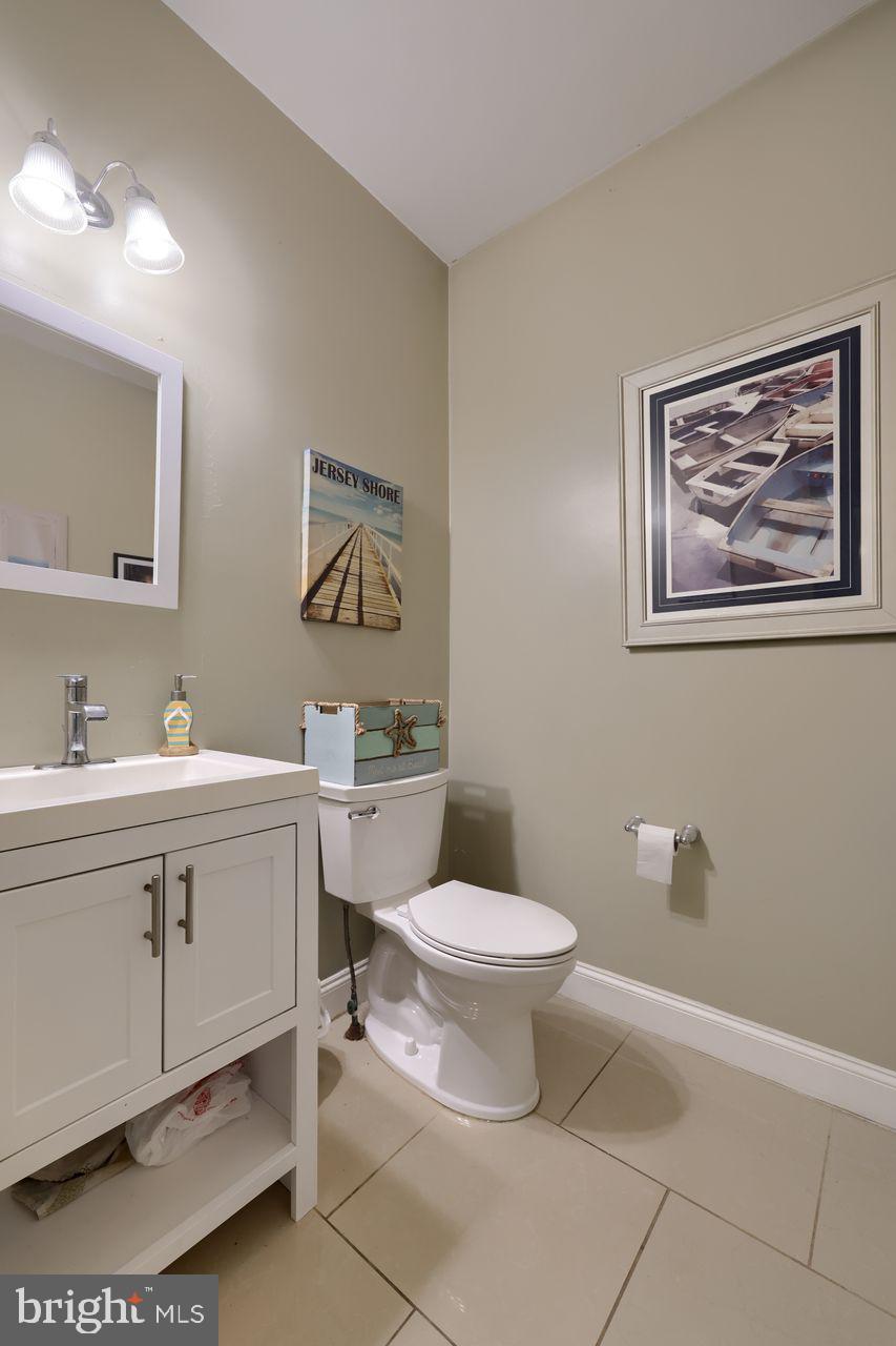 WINDSOR BORO - Residential