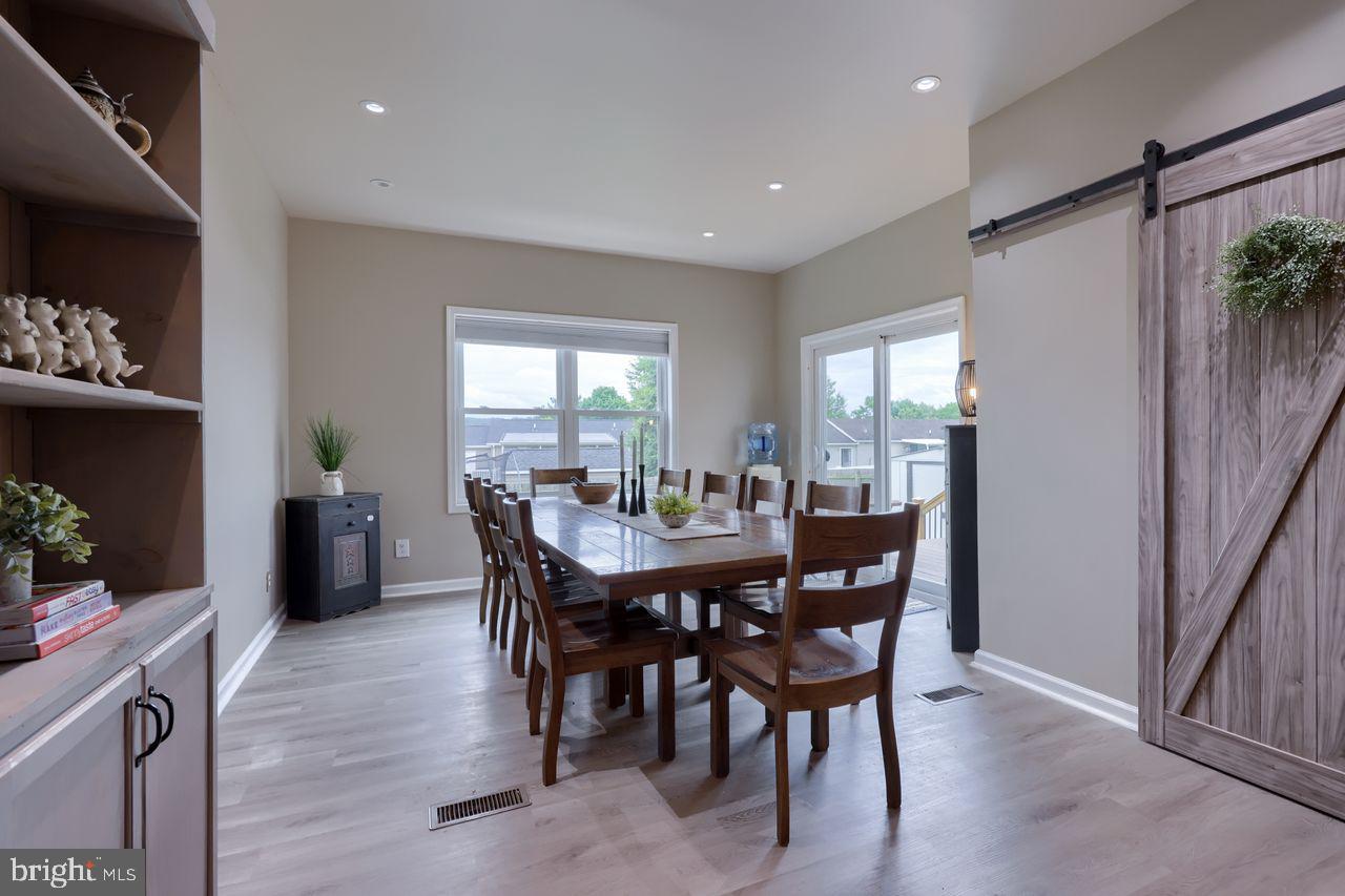 WINDSOR BORO - Residential