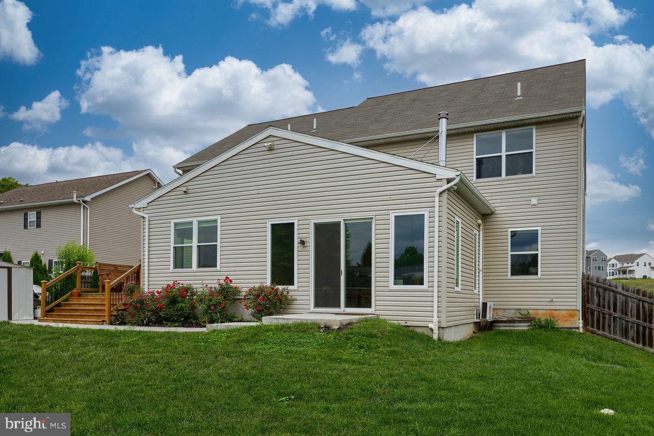 WINDSOR BORO - Residential