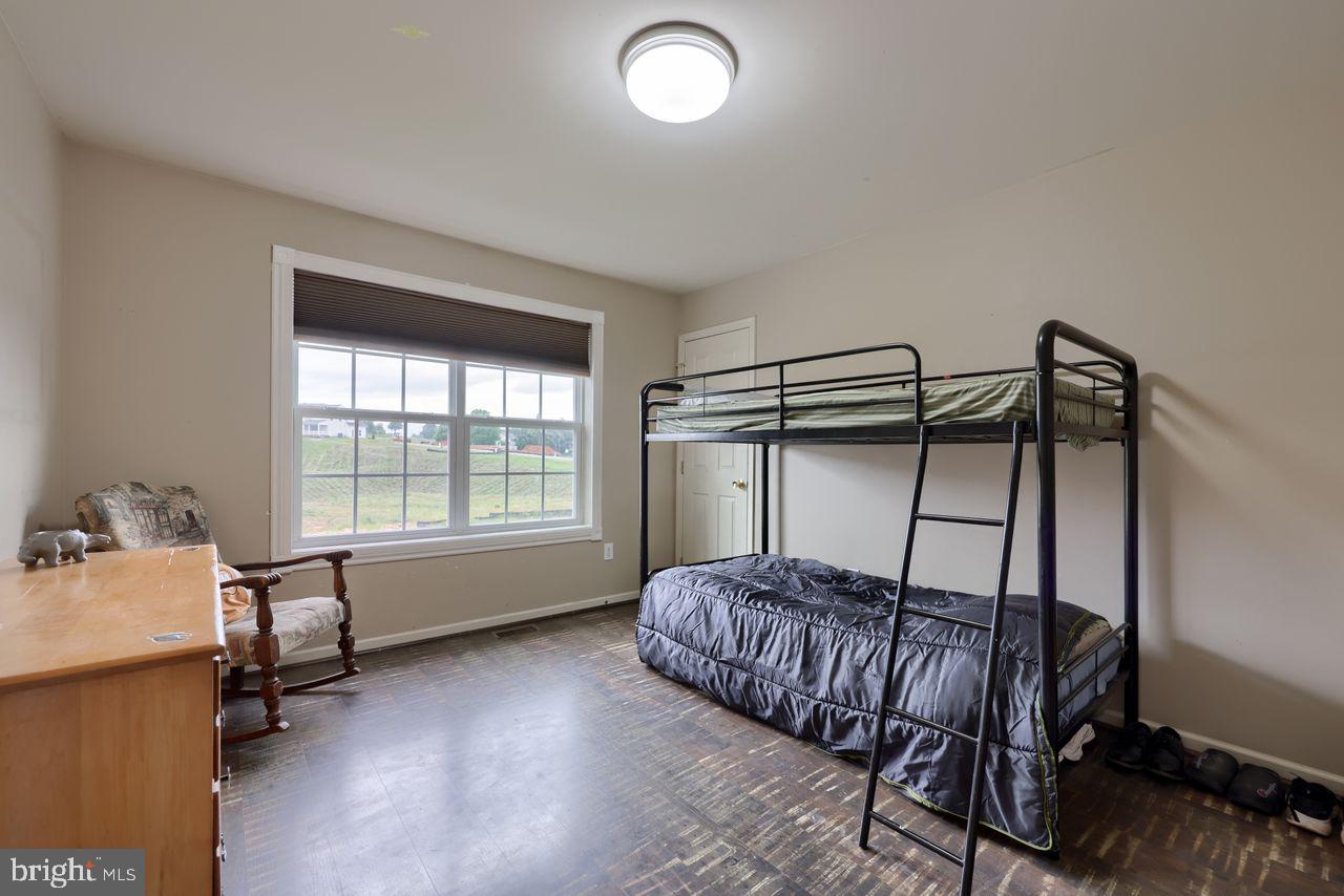 WINDSOR BORO - Residential