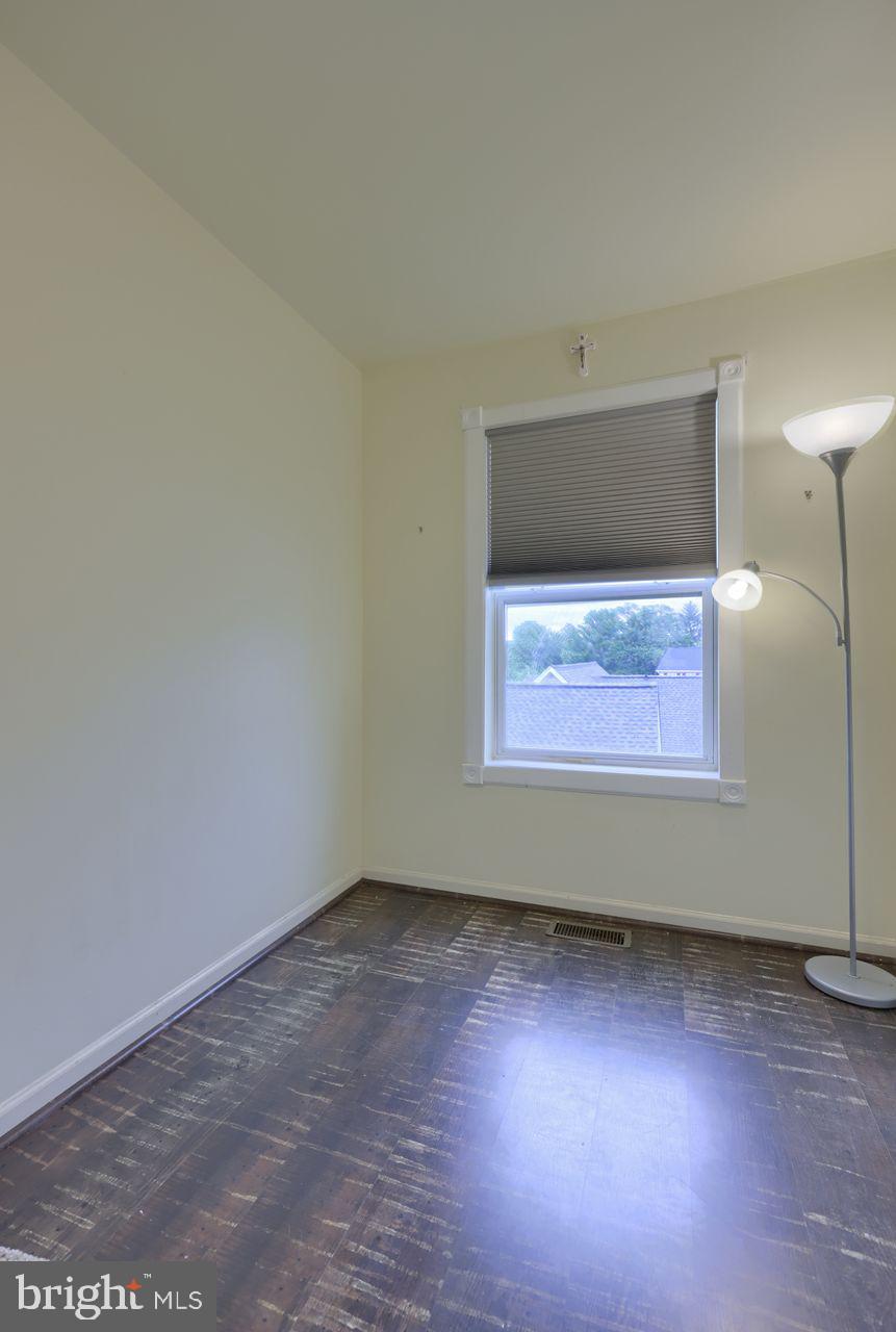 WINDSOR BORO - Residential