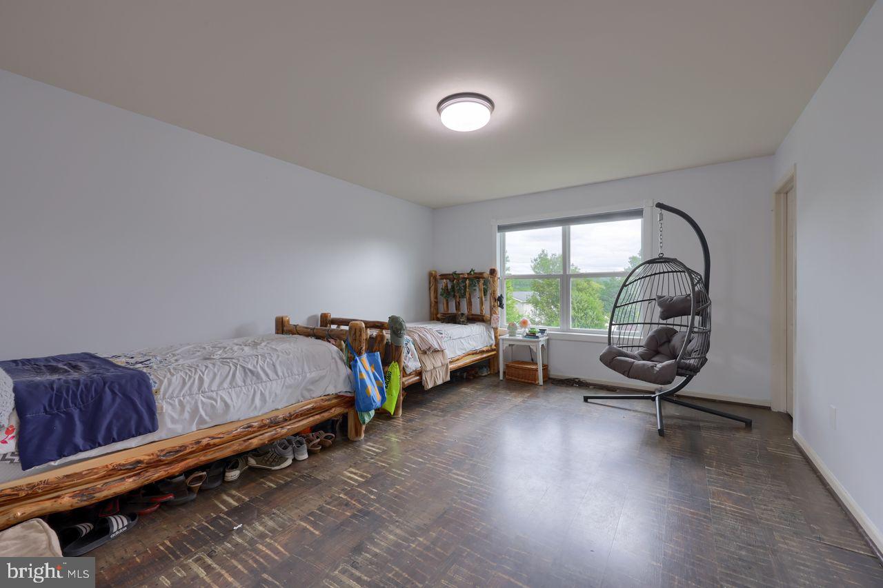 WINDSOR BORO - Residential