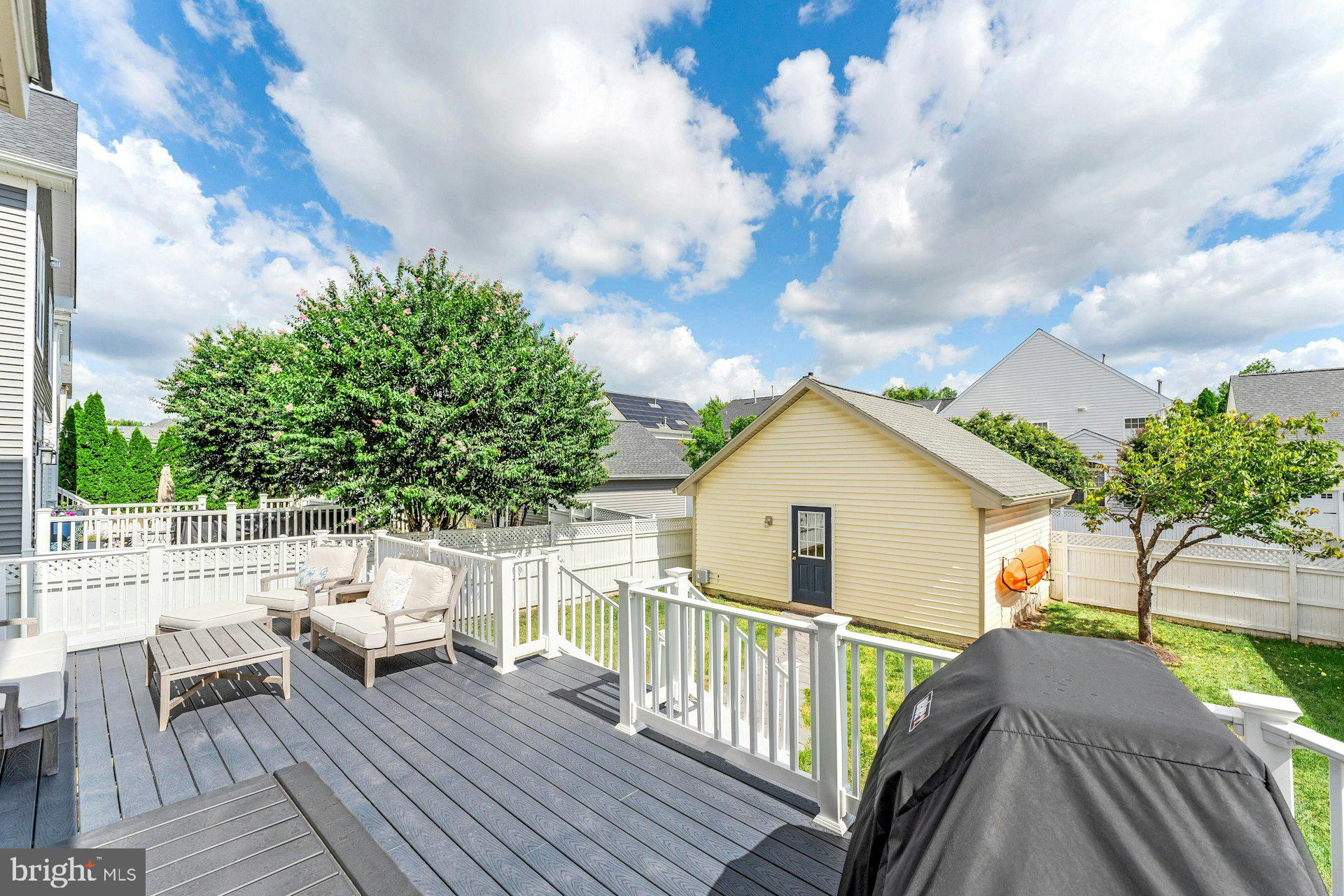 BELMONT GREENE - Residential