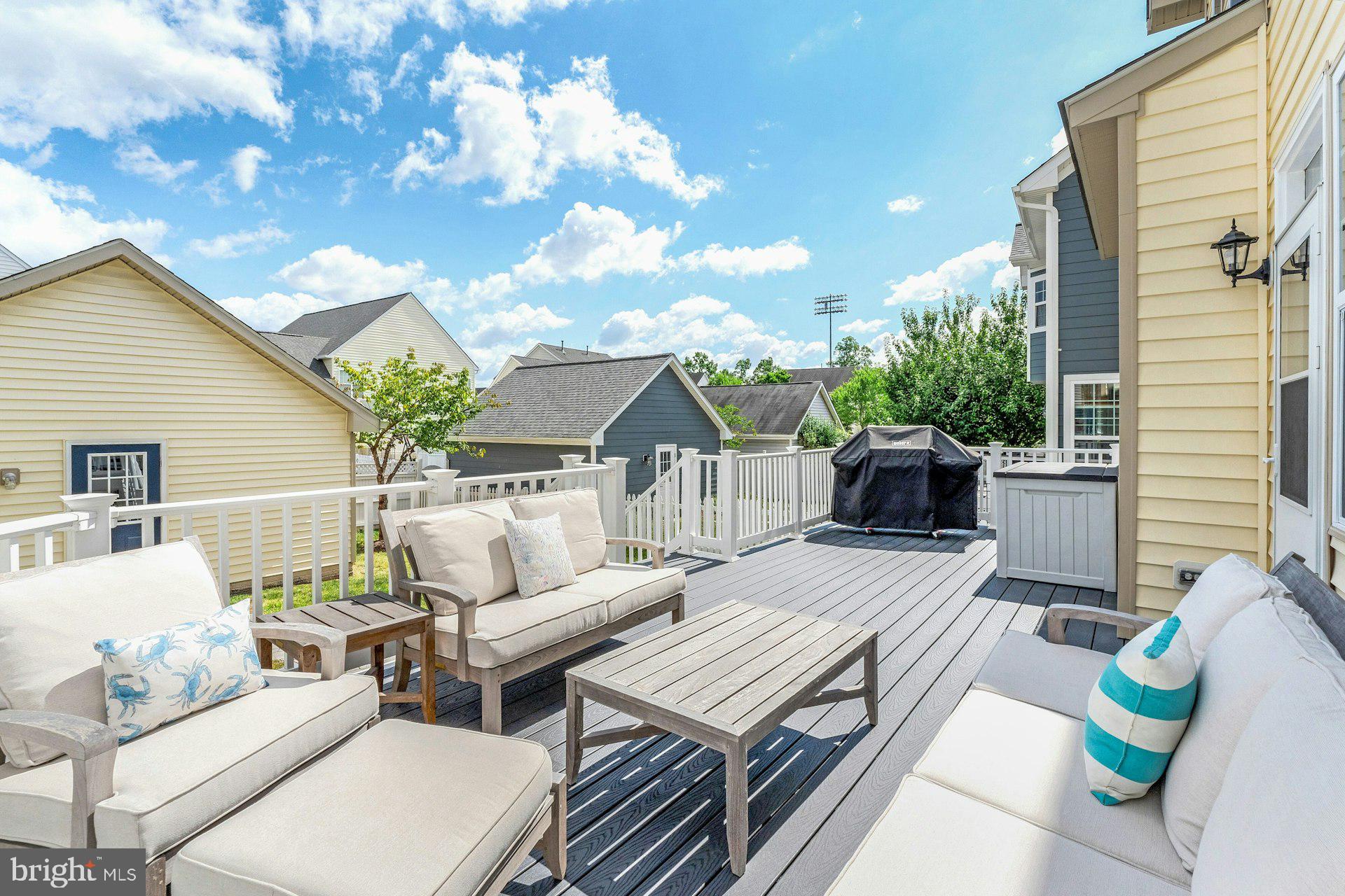 BELMONT GREENE - Residential