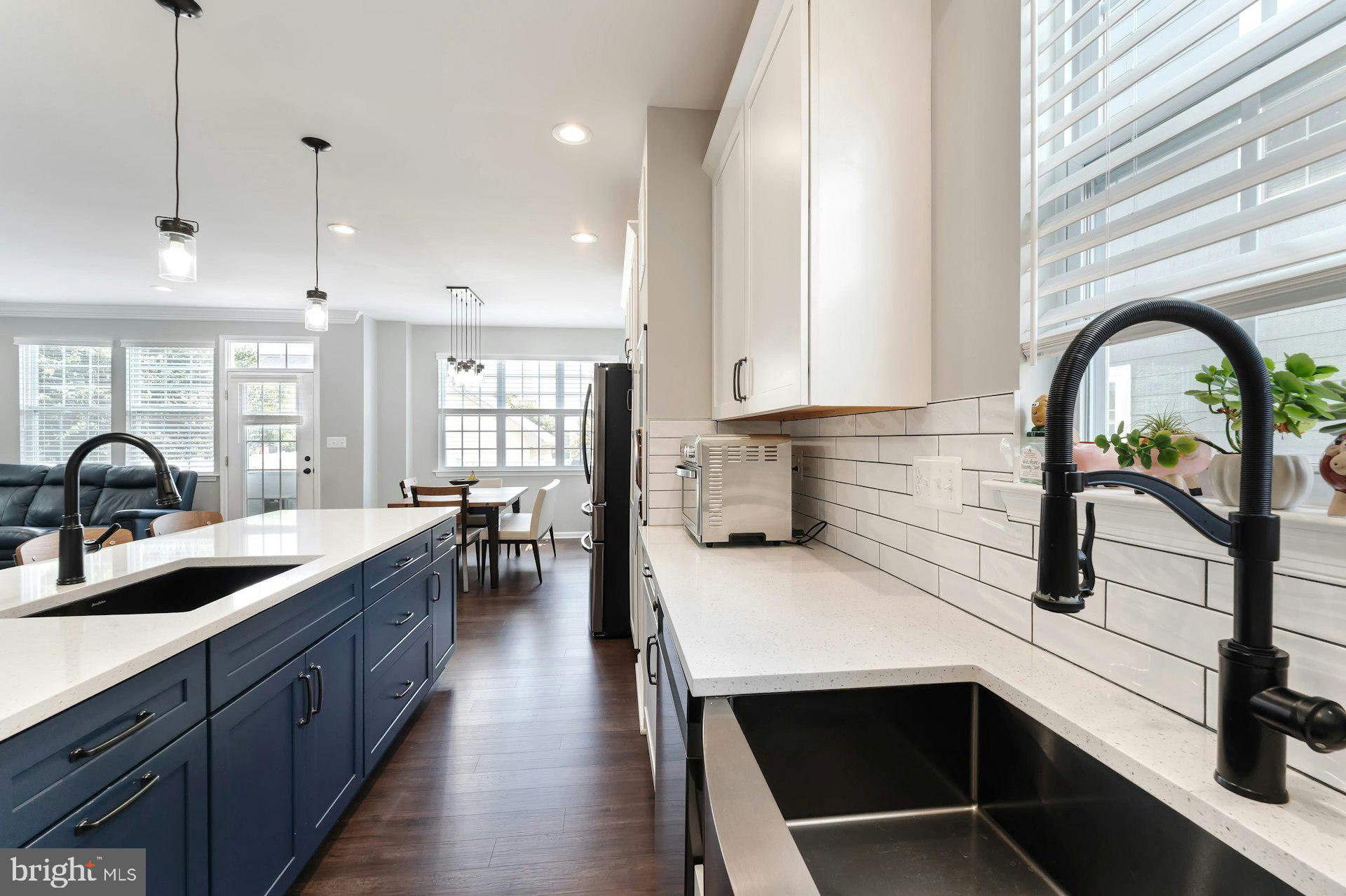 BELMONT GREENE - Residential