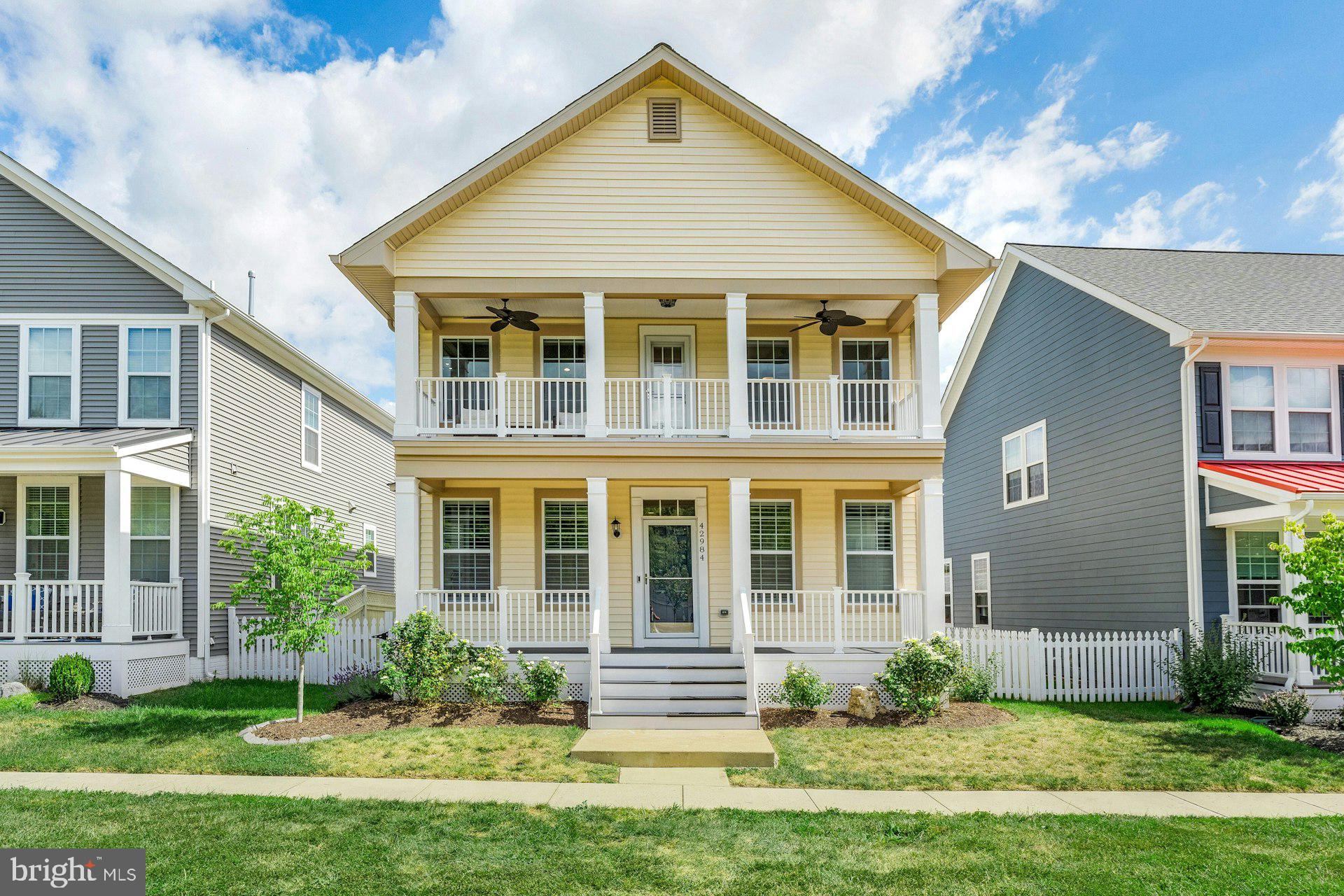 BELMONT GREENE - Residential