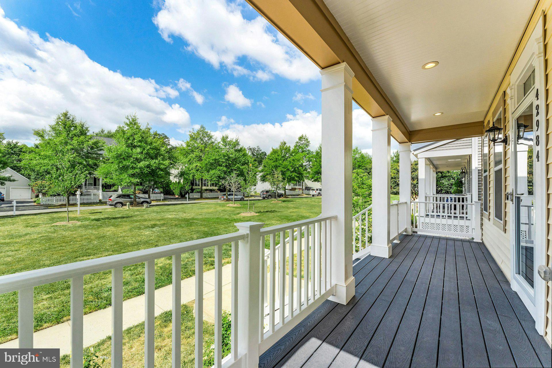 BELMONT GREENE - Residential