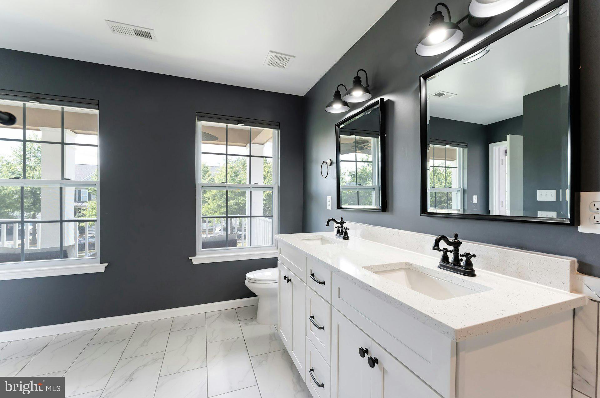 BELMONT GREENE - Residential