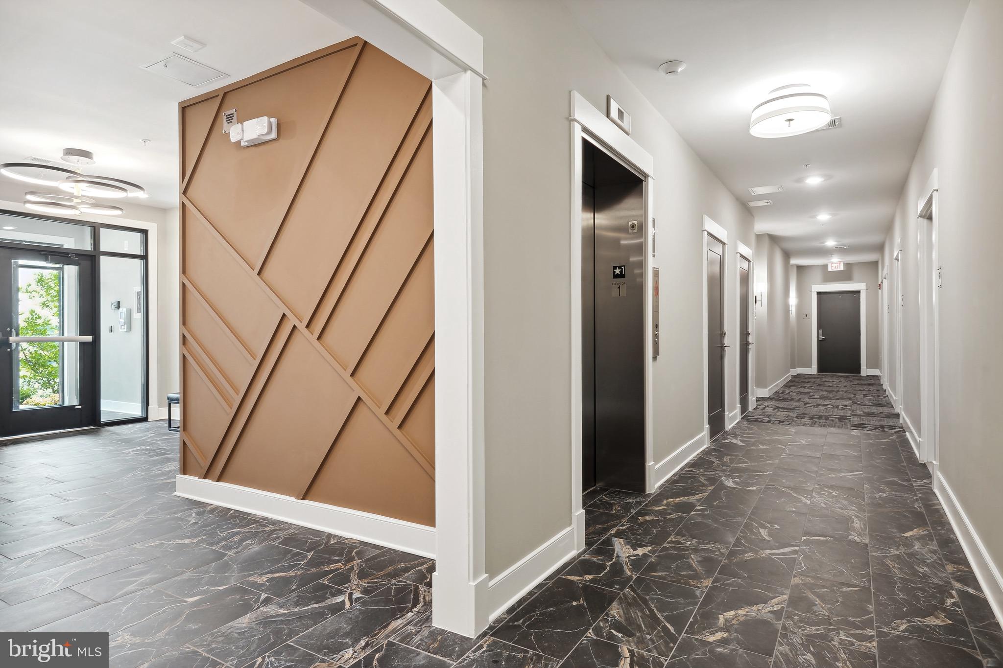 ASHBURN STATION - Residential