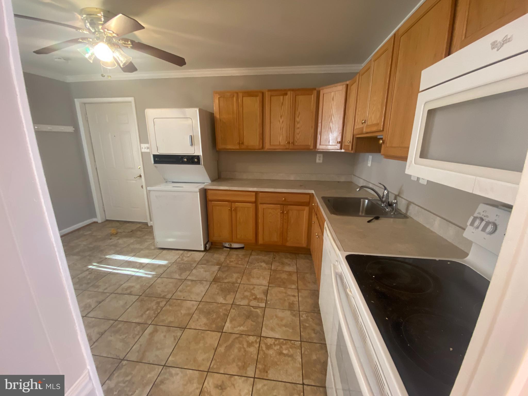 WEST LAUREL - Residential Lease