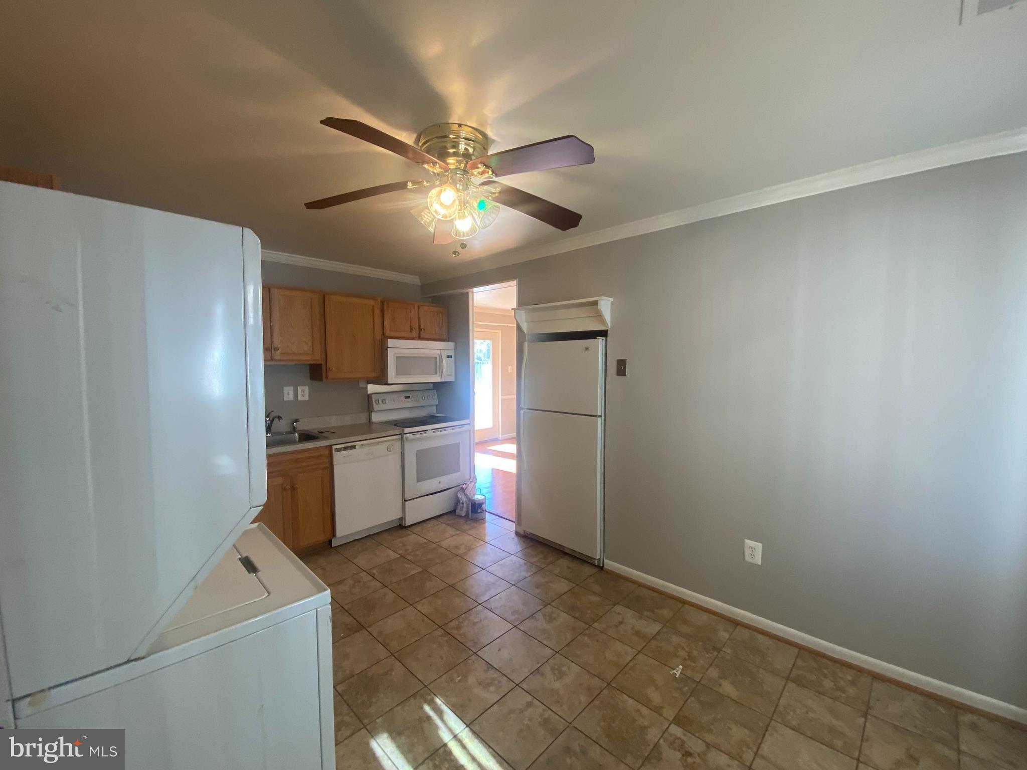 WEST LAUREL - Residential Lease