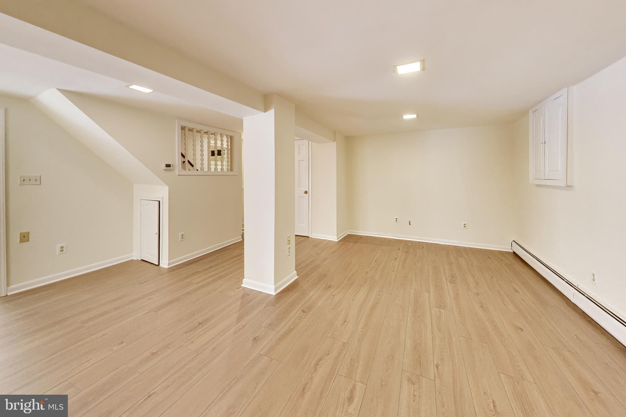 CHEVY CHASE PARK - Residential