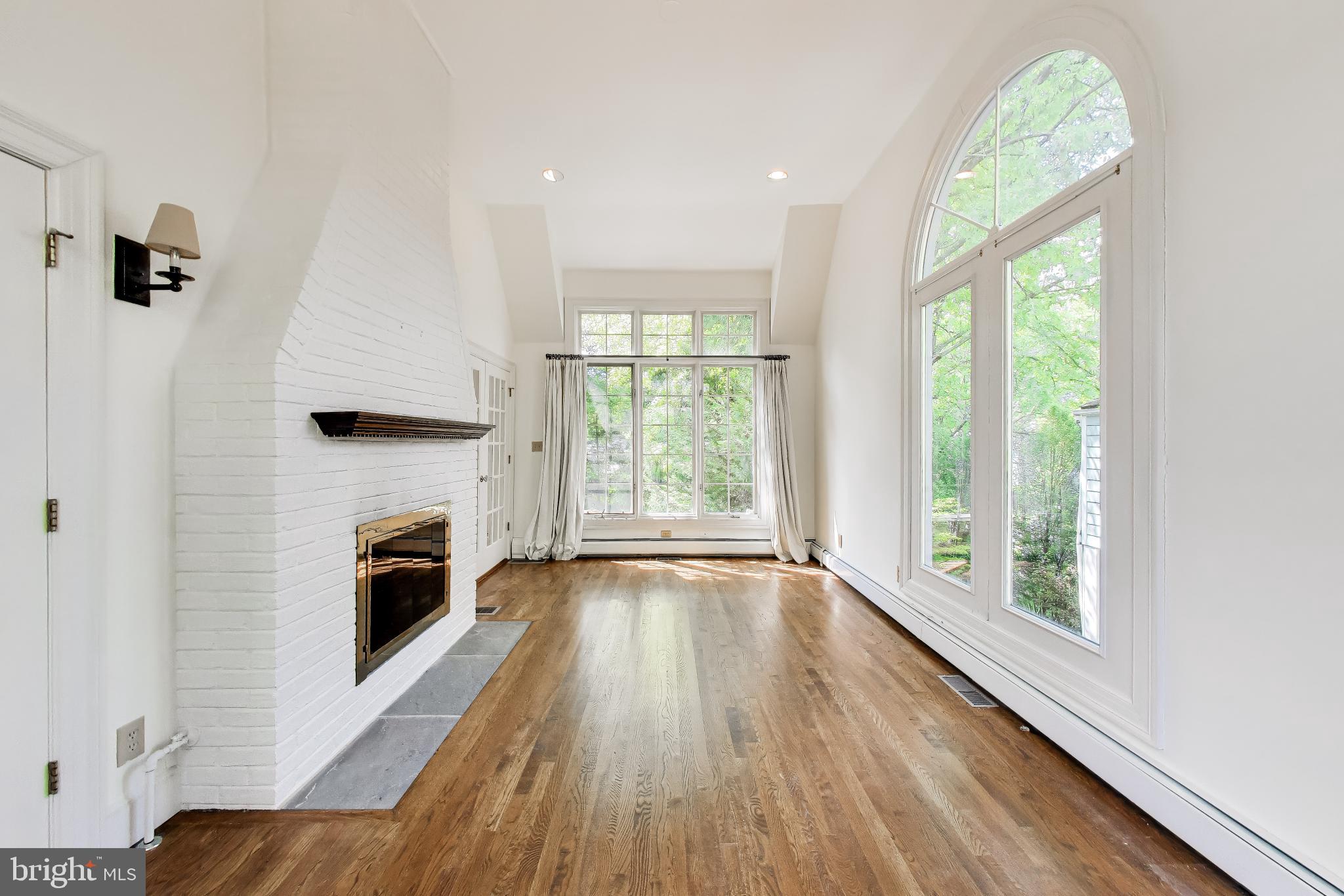 CHEVY CHASE PARK - Residential
