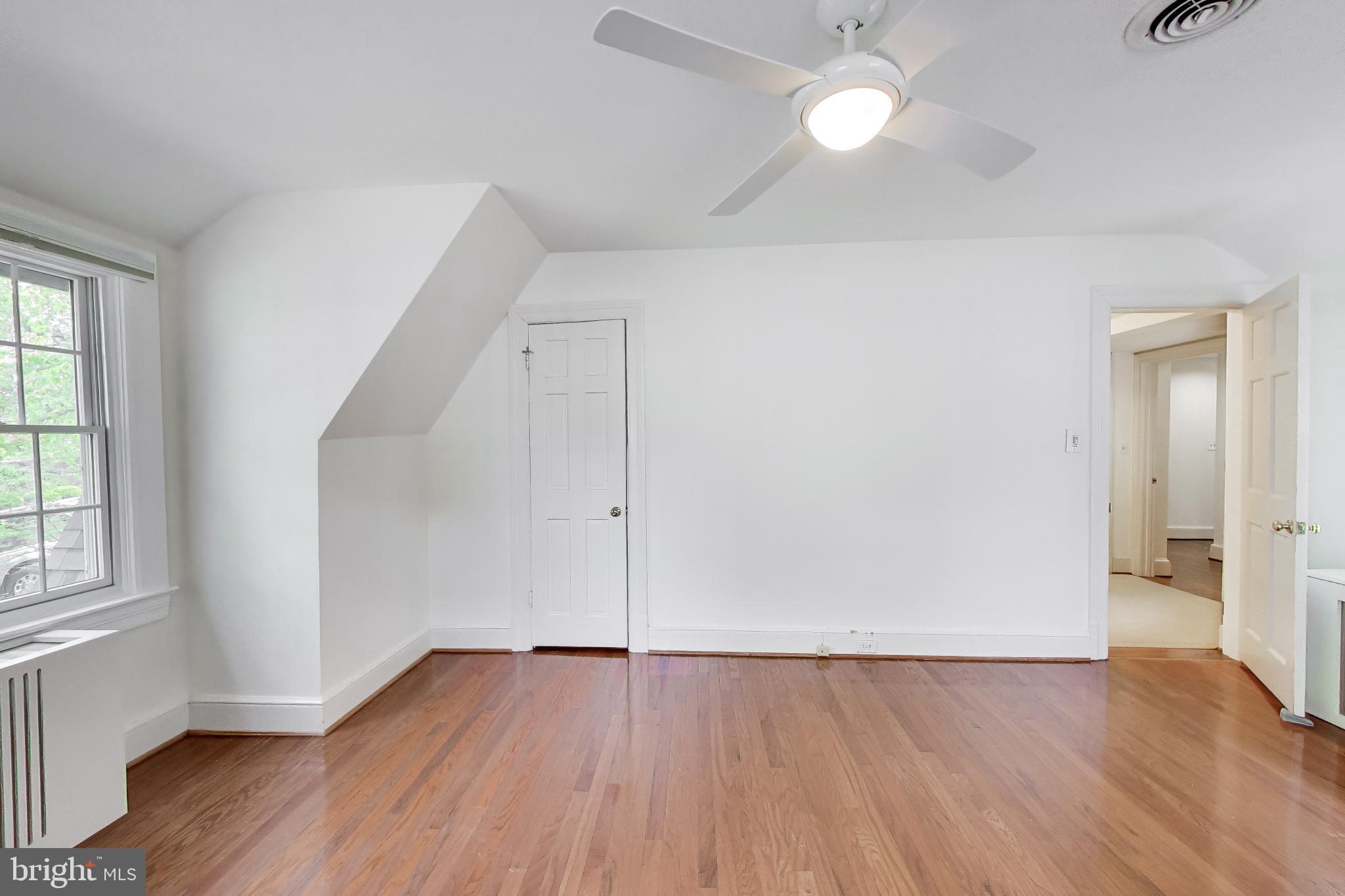 CHEVY CHASE PARK - Residential