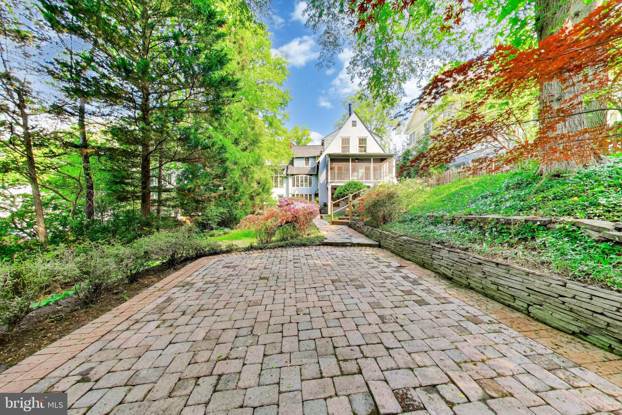 CHEVY CHASE PARK - Residential