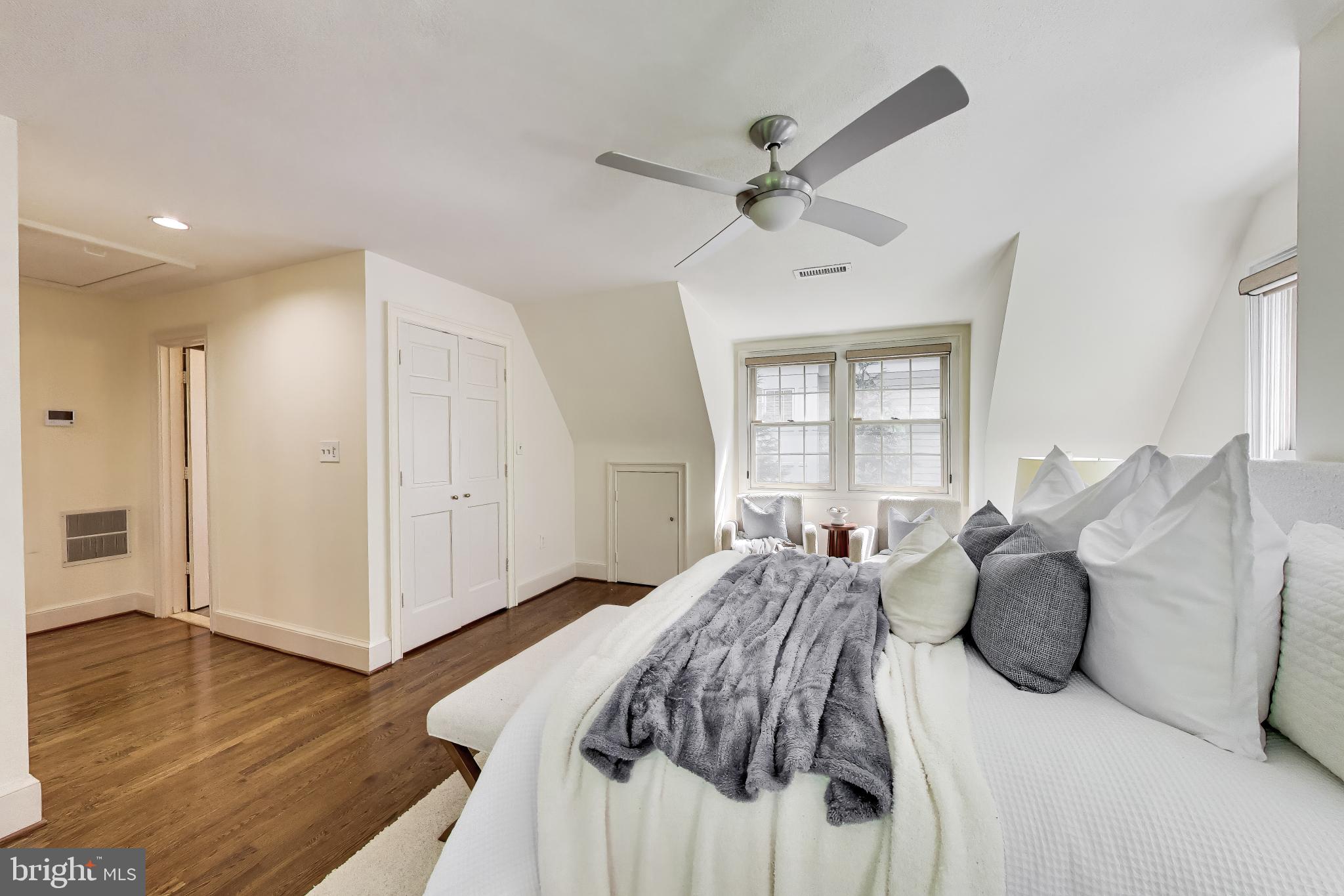 CHEVY CHASE PARK - Residential