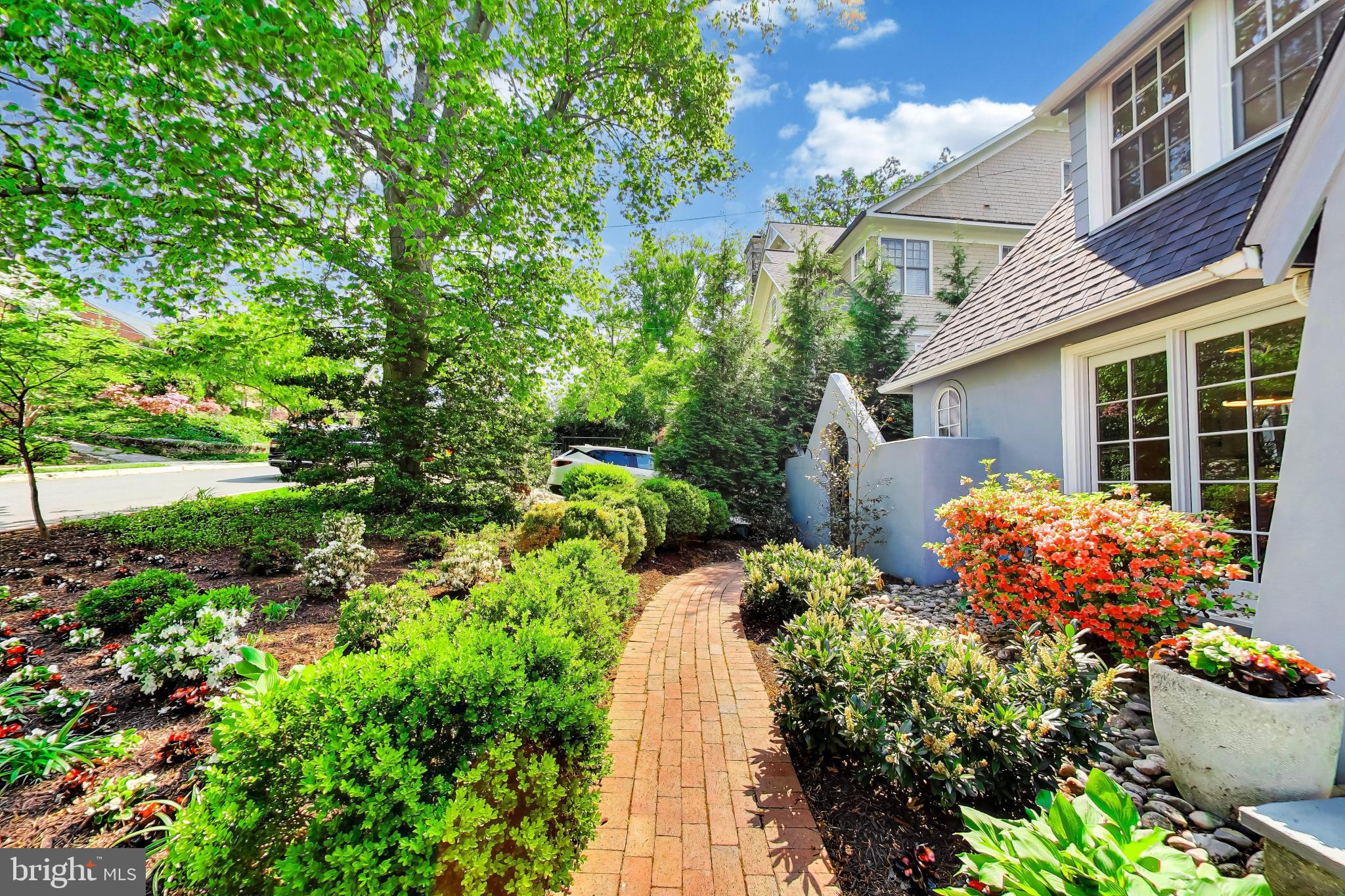 CHEVY CHASE PARK - Residential