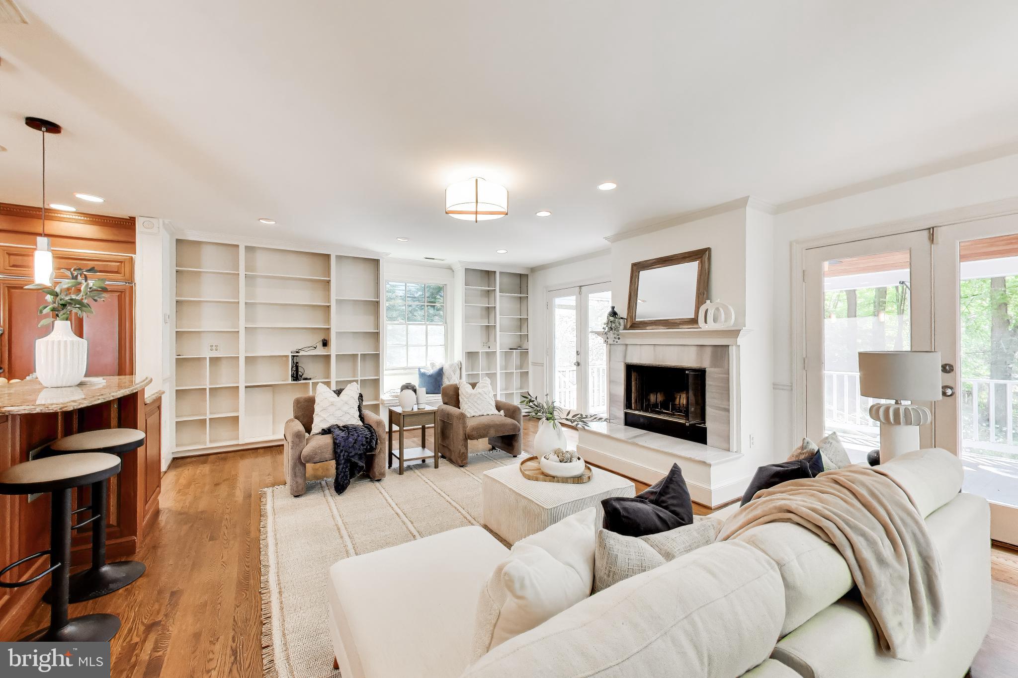 CHEVY CHASE PARK - Residential