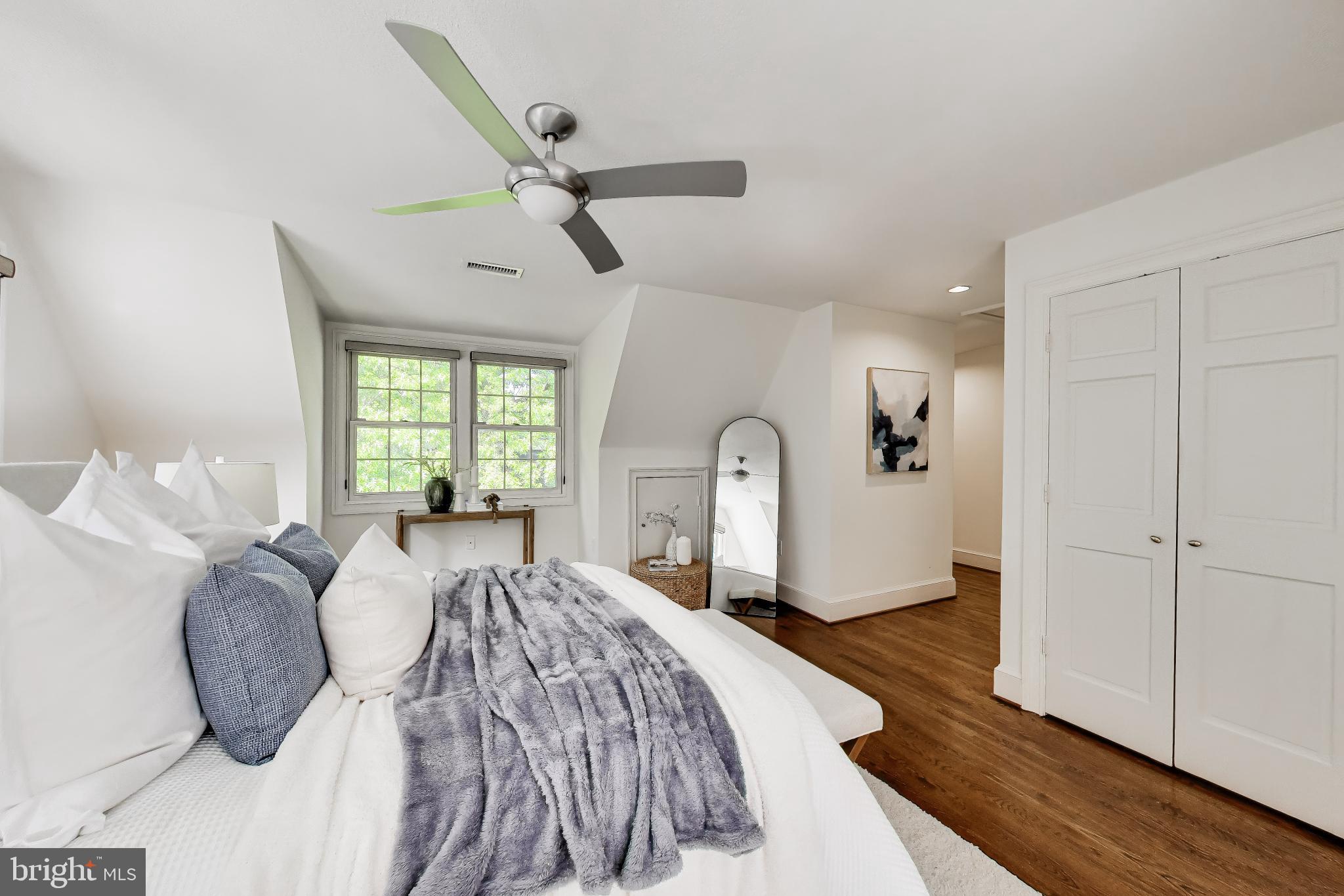 CHEVY CHASE PARK - Residential