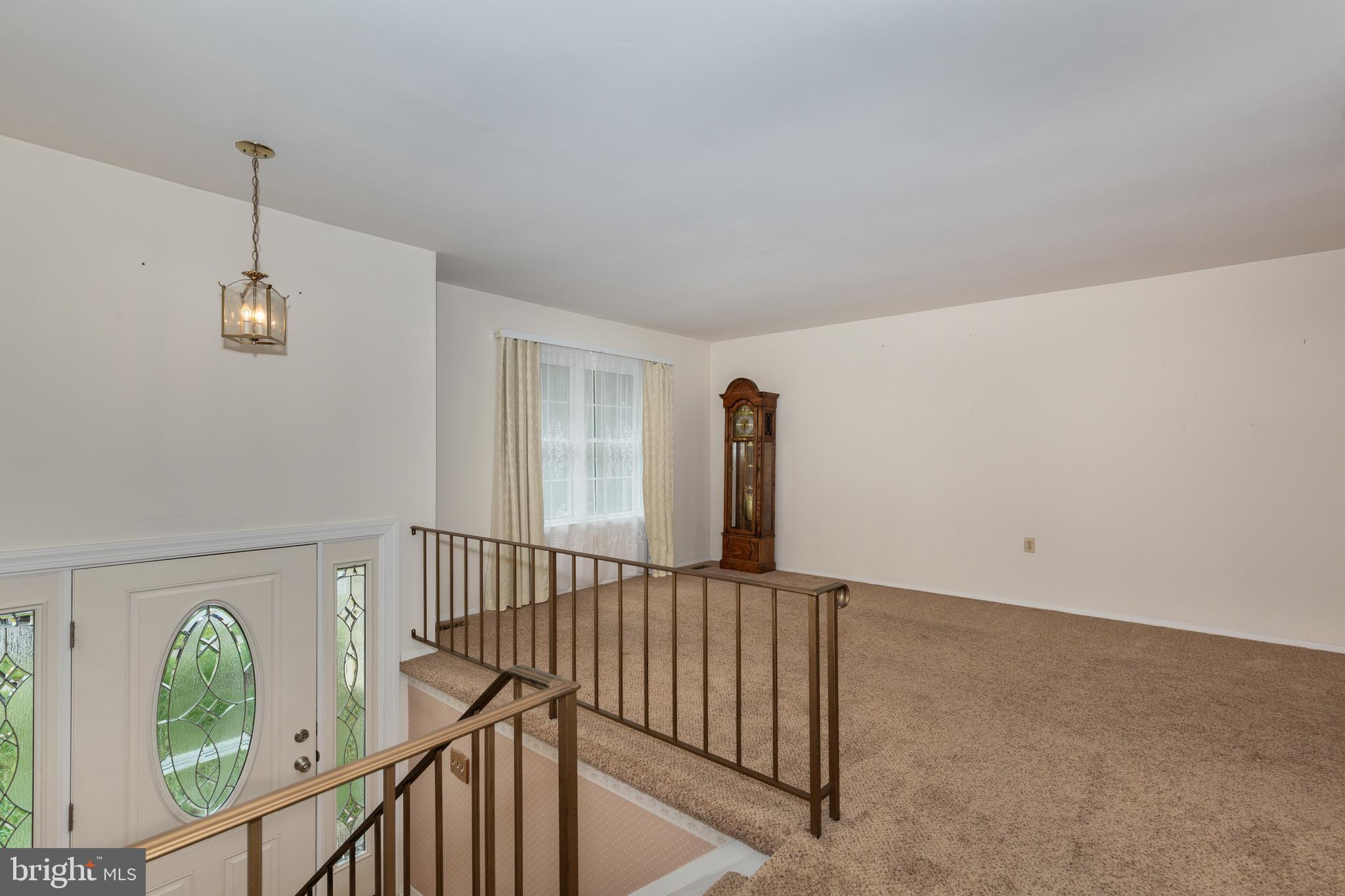 924 RUBY COURT