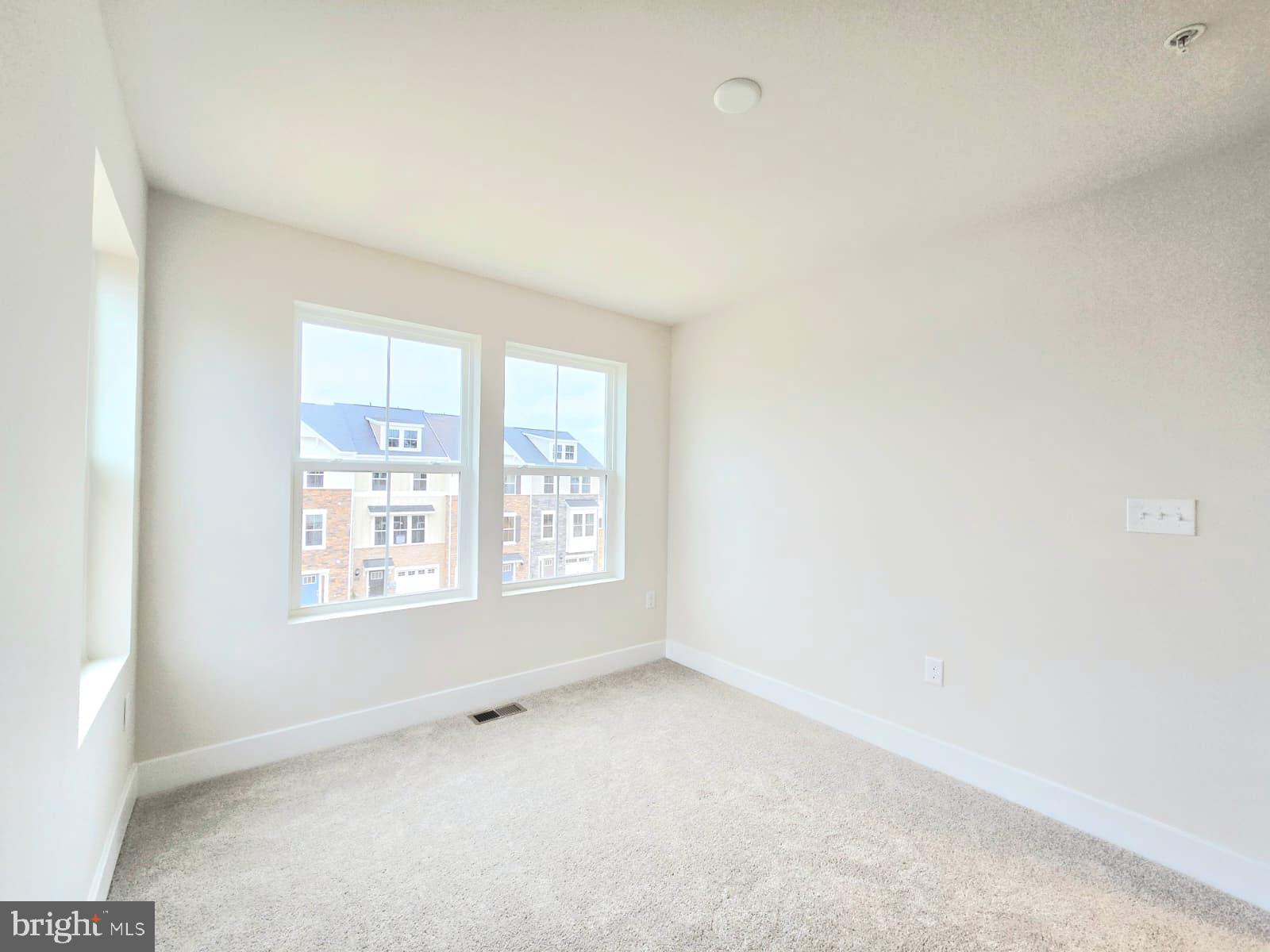 SAINT CHARLES - Residential