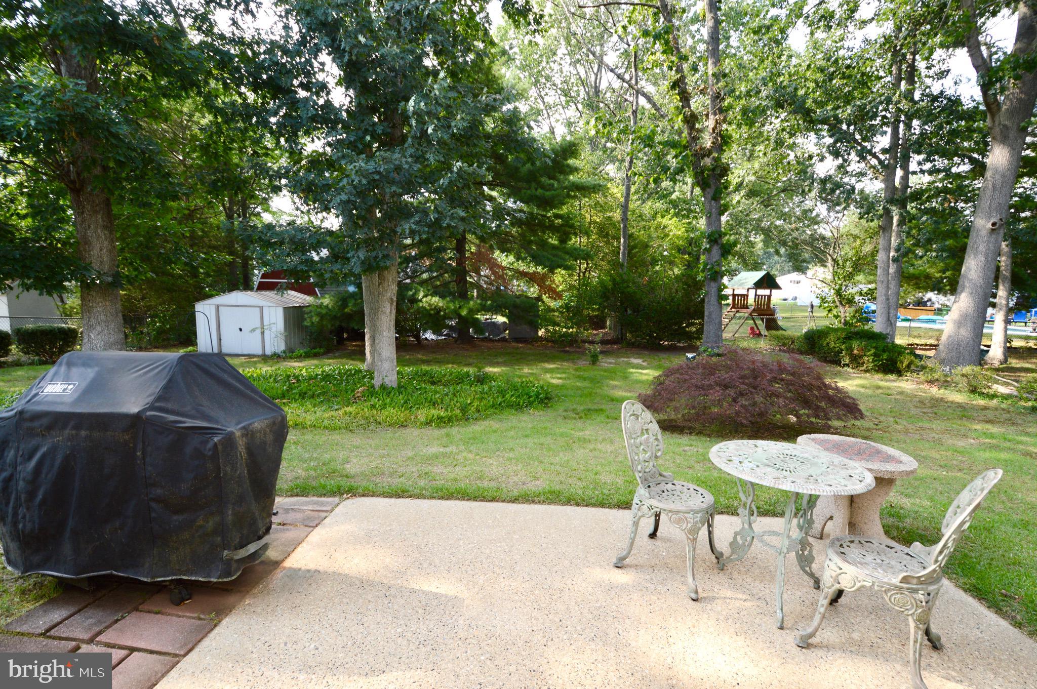 1028 STANDISH DRIVE