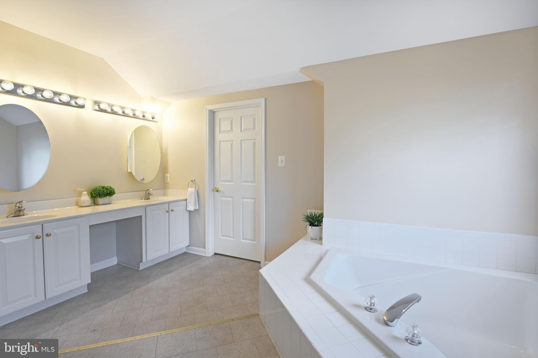 VILLAGES OF URBANA - Residential