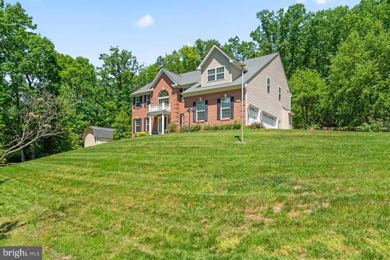 62 BROOKE CREST LANE