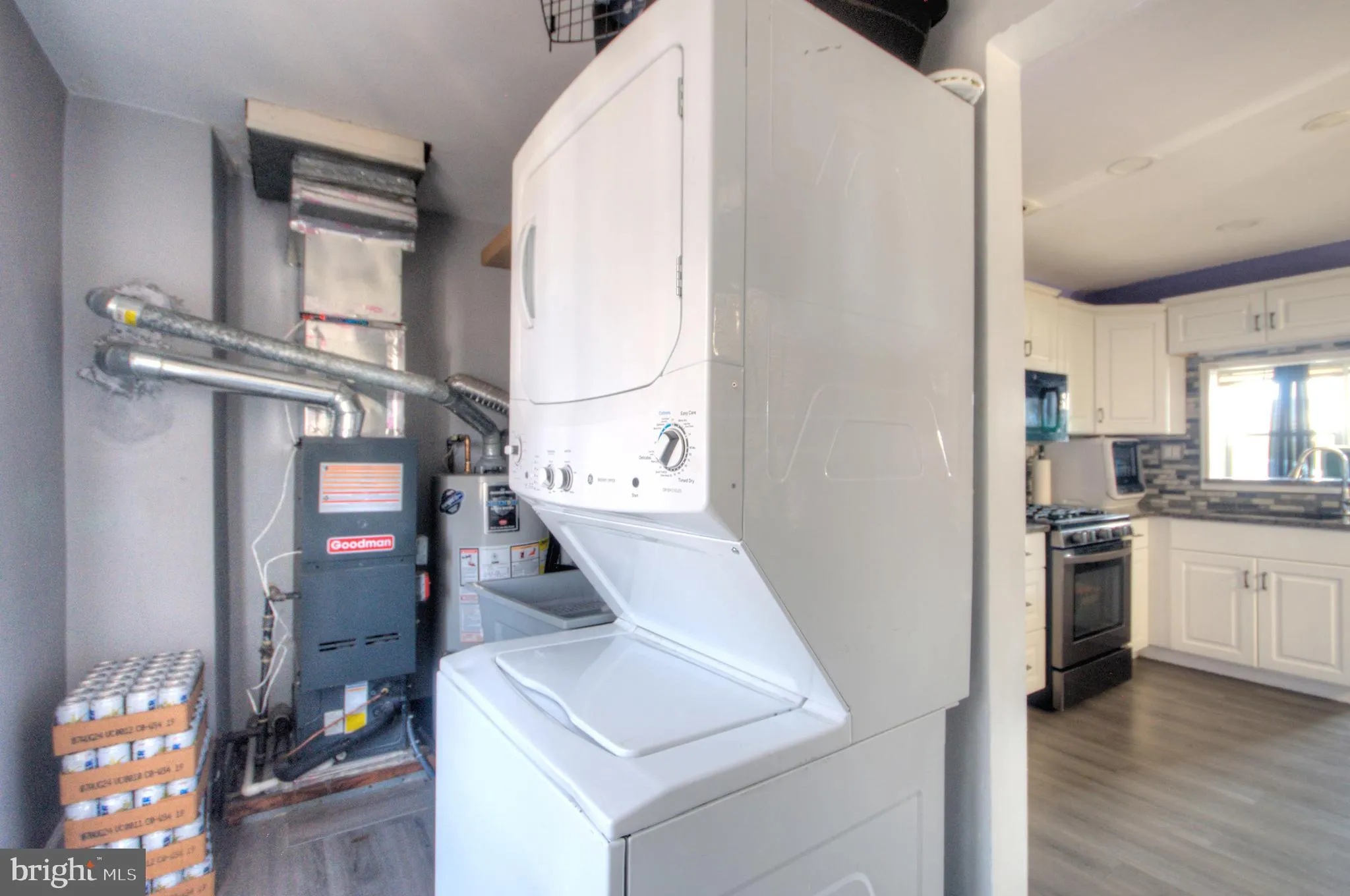 Riverside, New Jersey 08075, United States, 2 Bedrooms Bedrooms, ,1 BathroomBathrooms,Residential,Active,86618