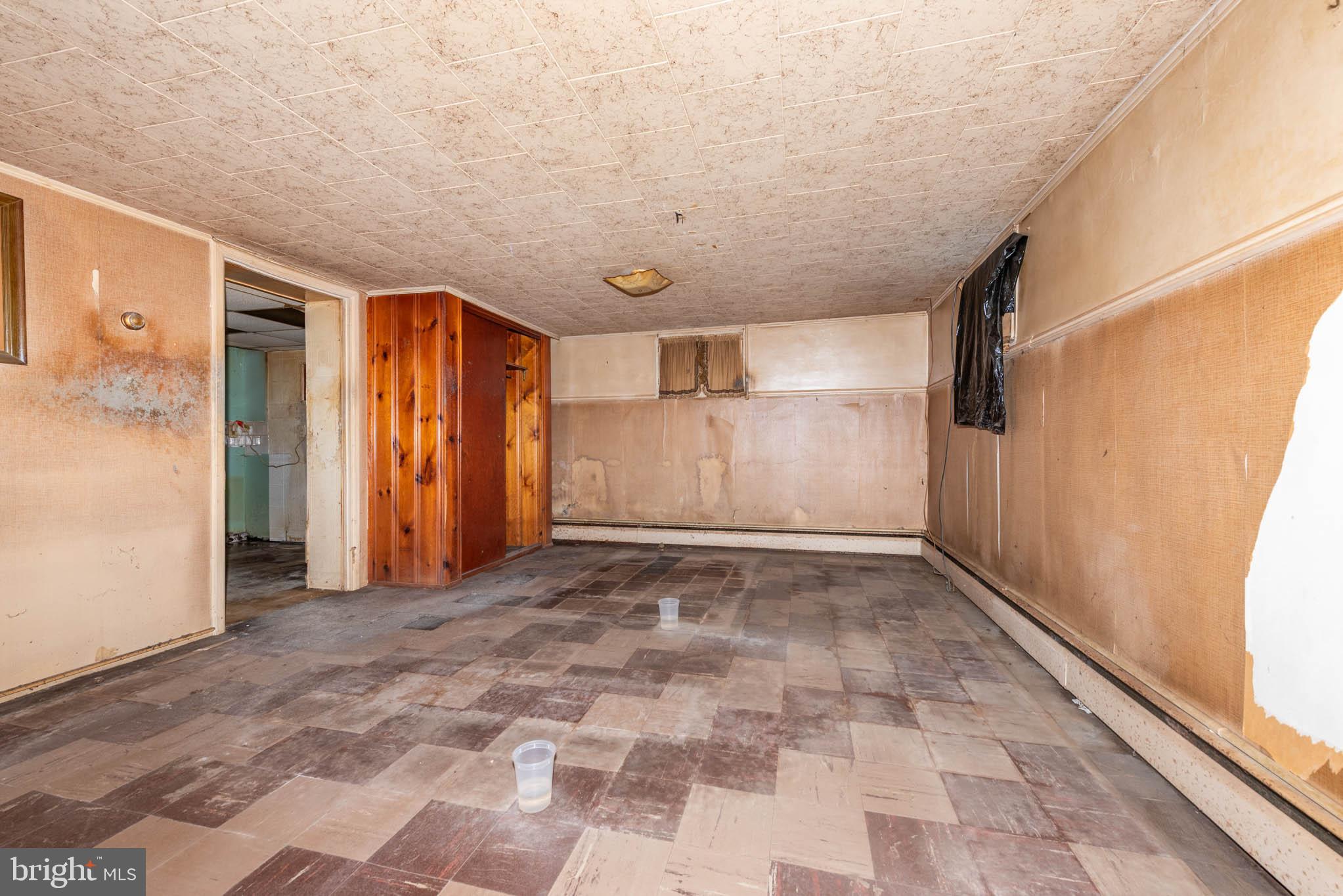 CARNEY GROVE - Residential Income