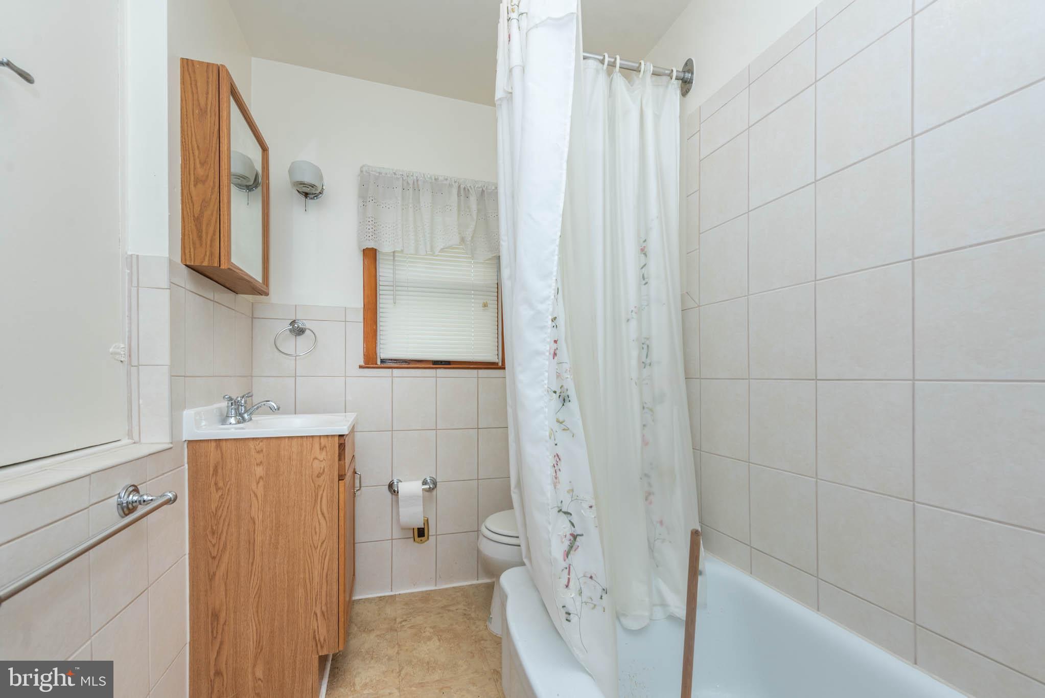 CARNEY GROVE - Residential Income