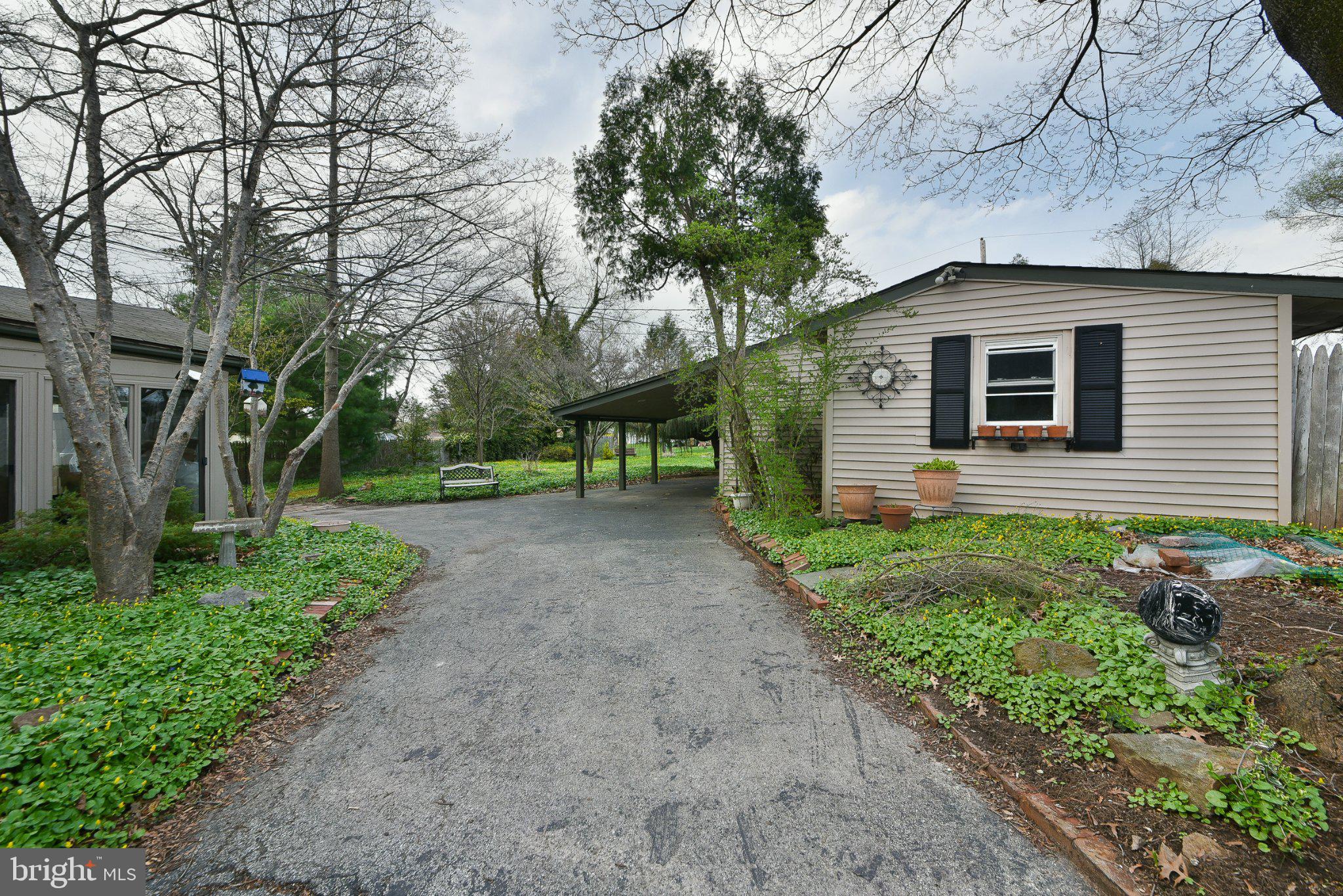 PLYMOUTH VALLEY - Residential