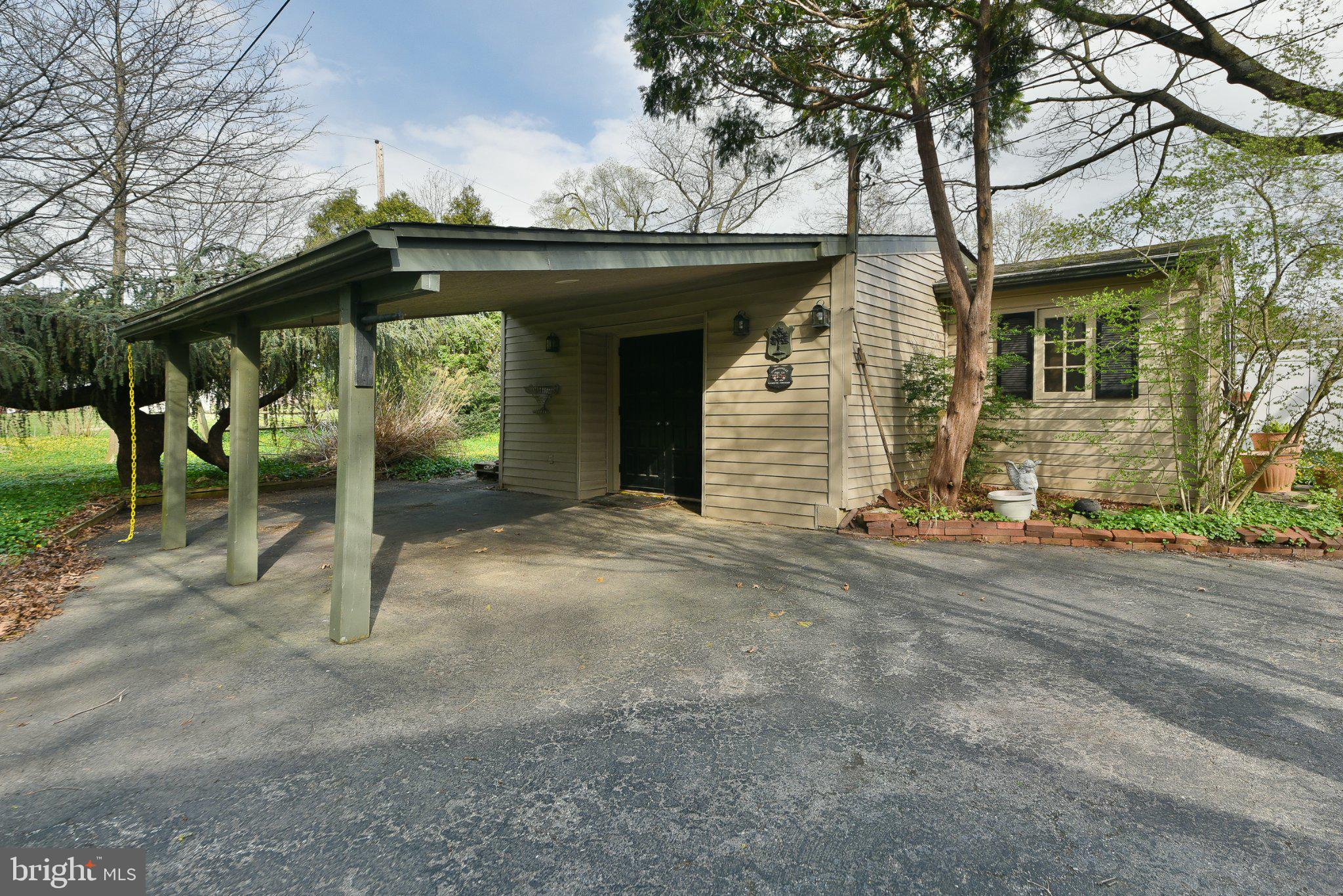 PLYMOUTH VALLEY - Residential