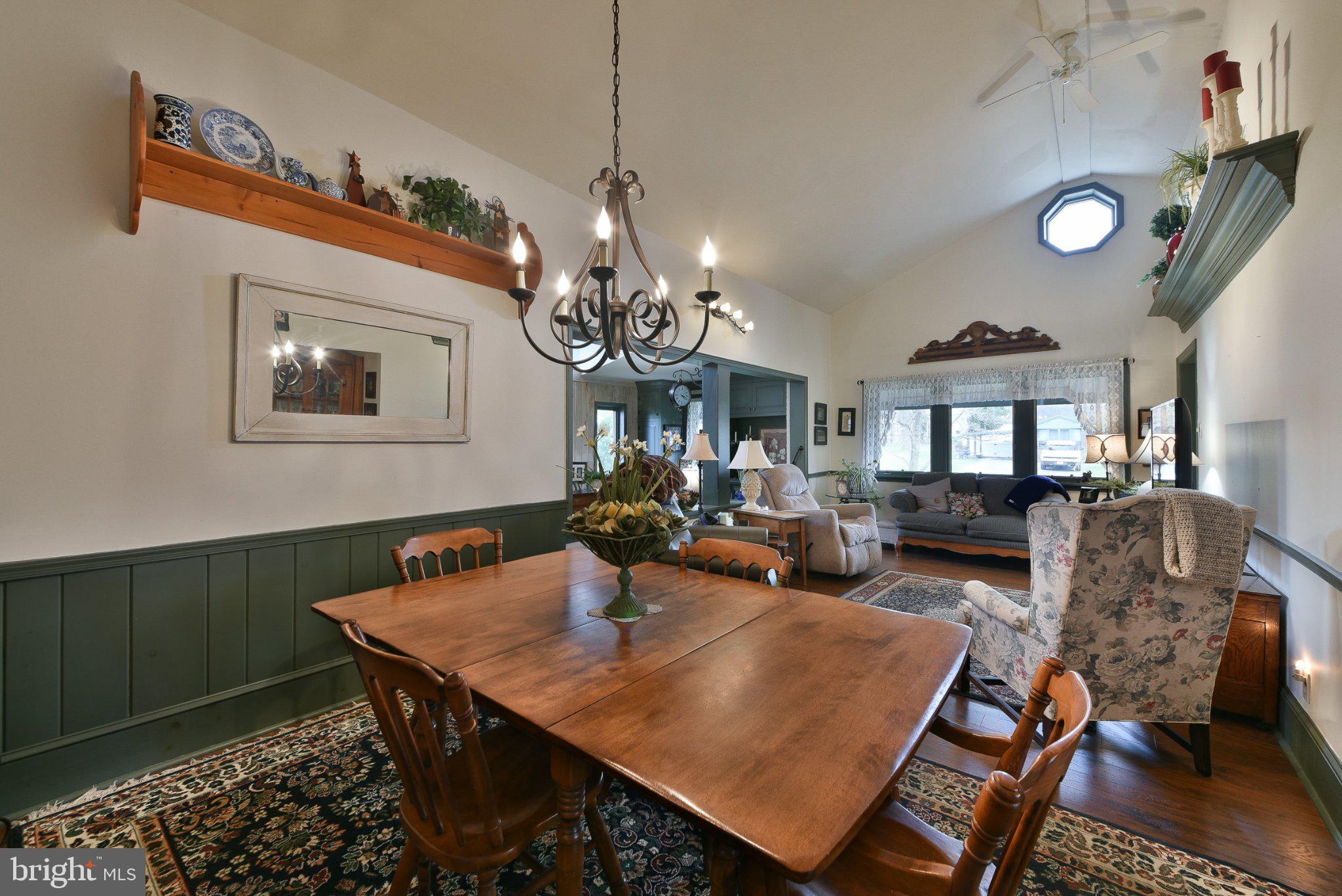 PLYMOUTH VALLEY - Residential