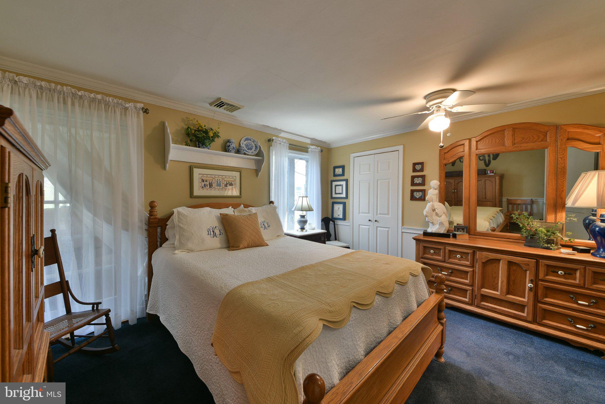 PLYMOUTH VALLEY - Residential