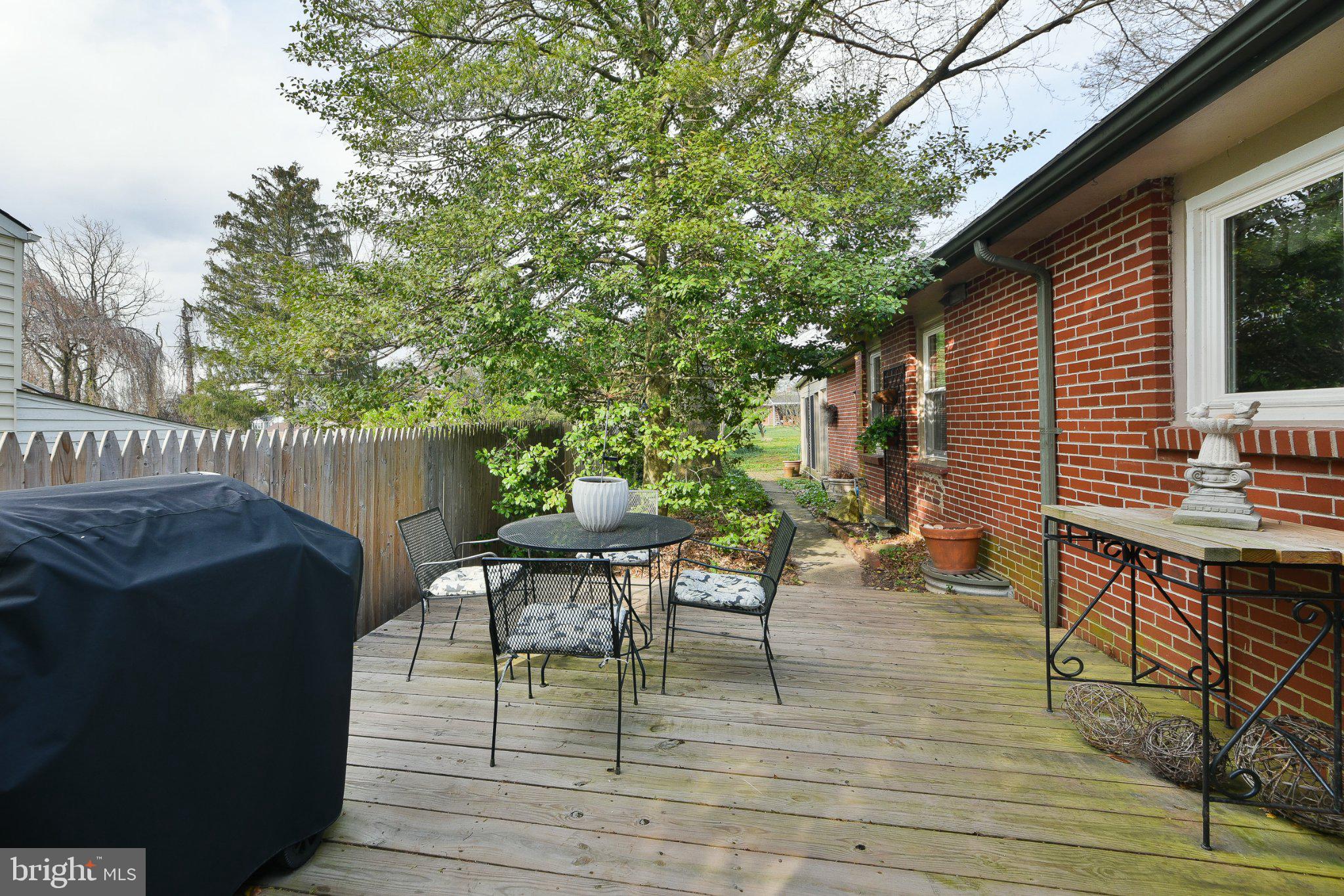 PLYMOUTH VALLEY - Residential