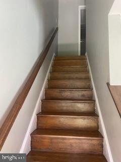 WOODSIDE VILLAGE - Residential Lease