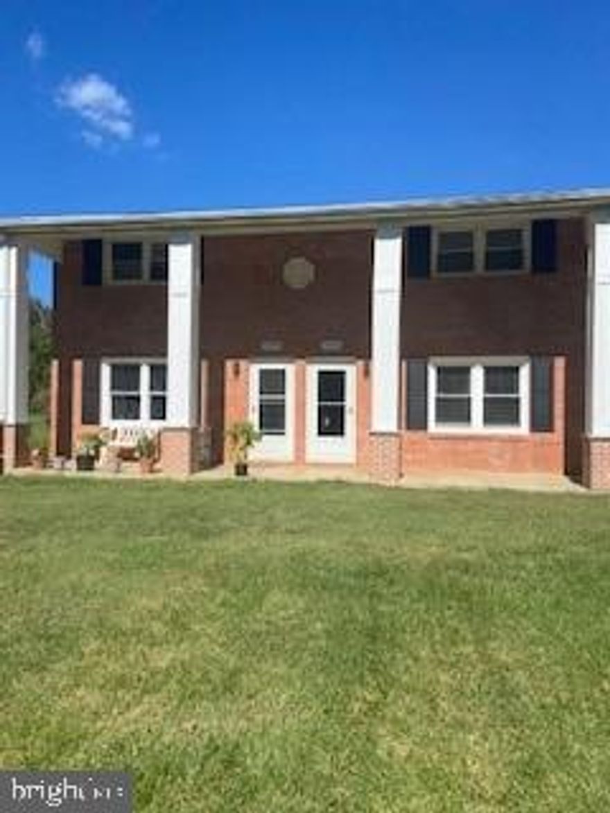 Wonderful updated rental with a full kitchen and family room. The upstairs has two bedrooms and 1 full bath with a washer and dryer.  Great rental and ready to move in.