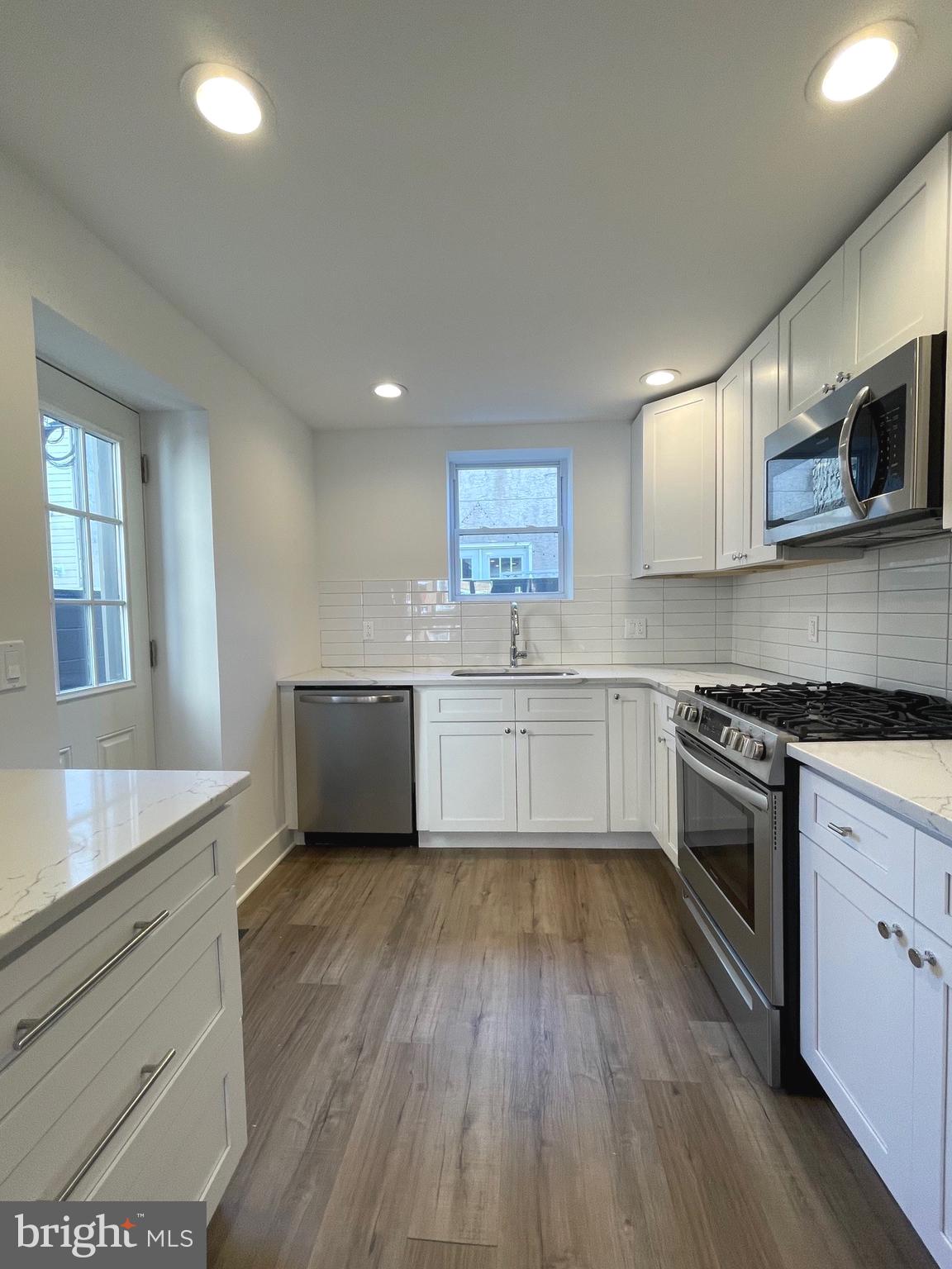 PENNSPORT - Residential Lease