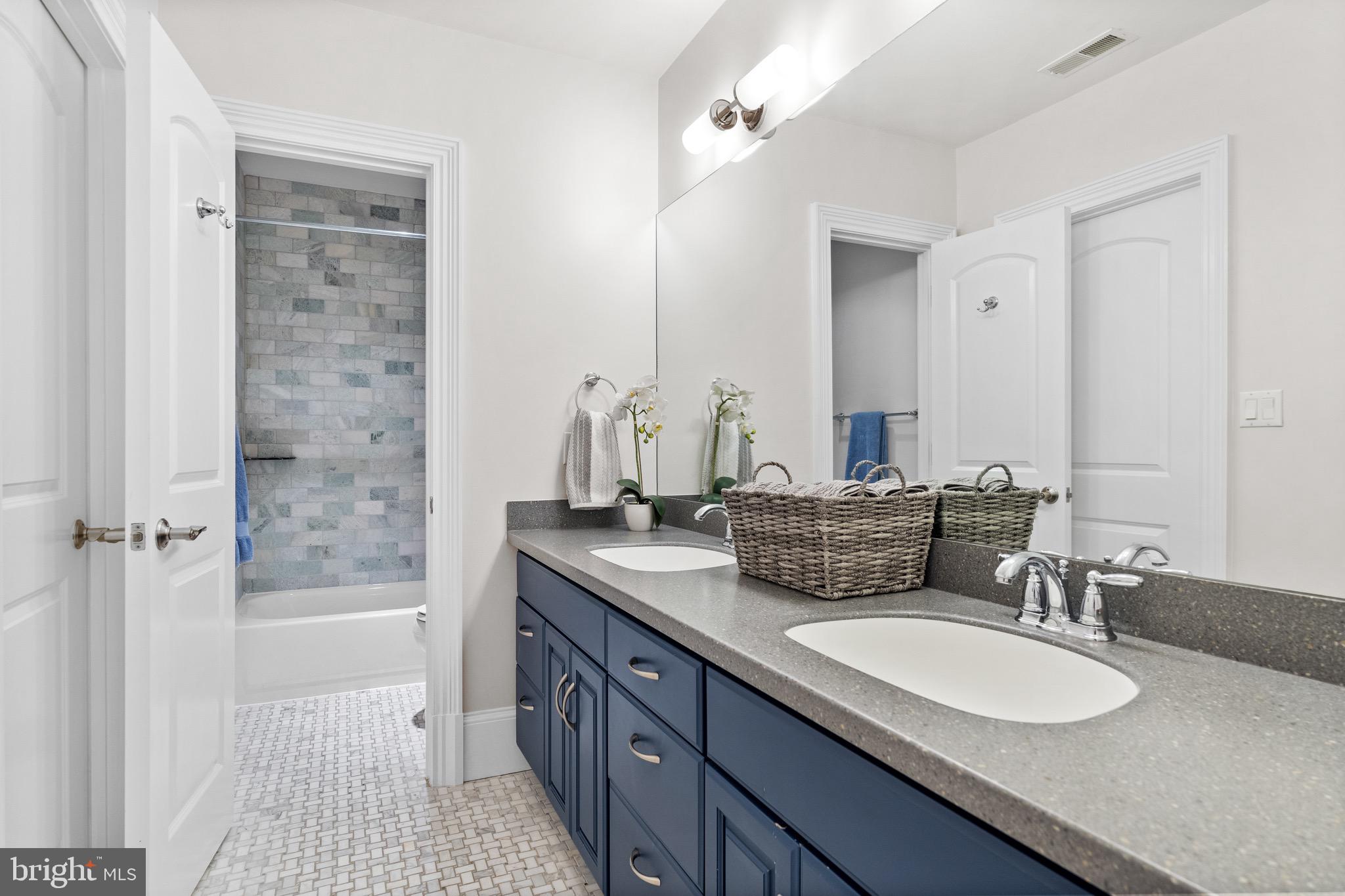 BANNOCKBURN - Residential