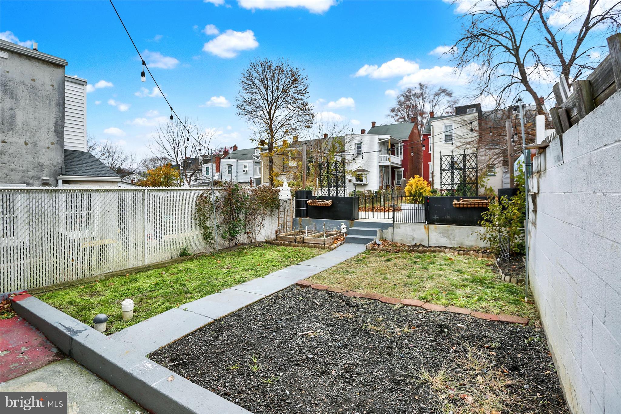 CABBAGE HILL - Residential