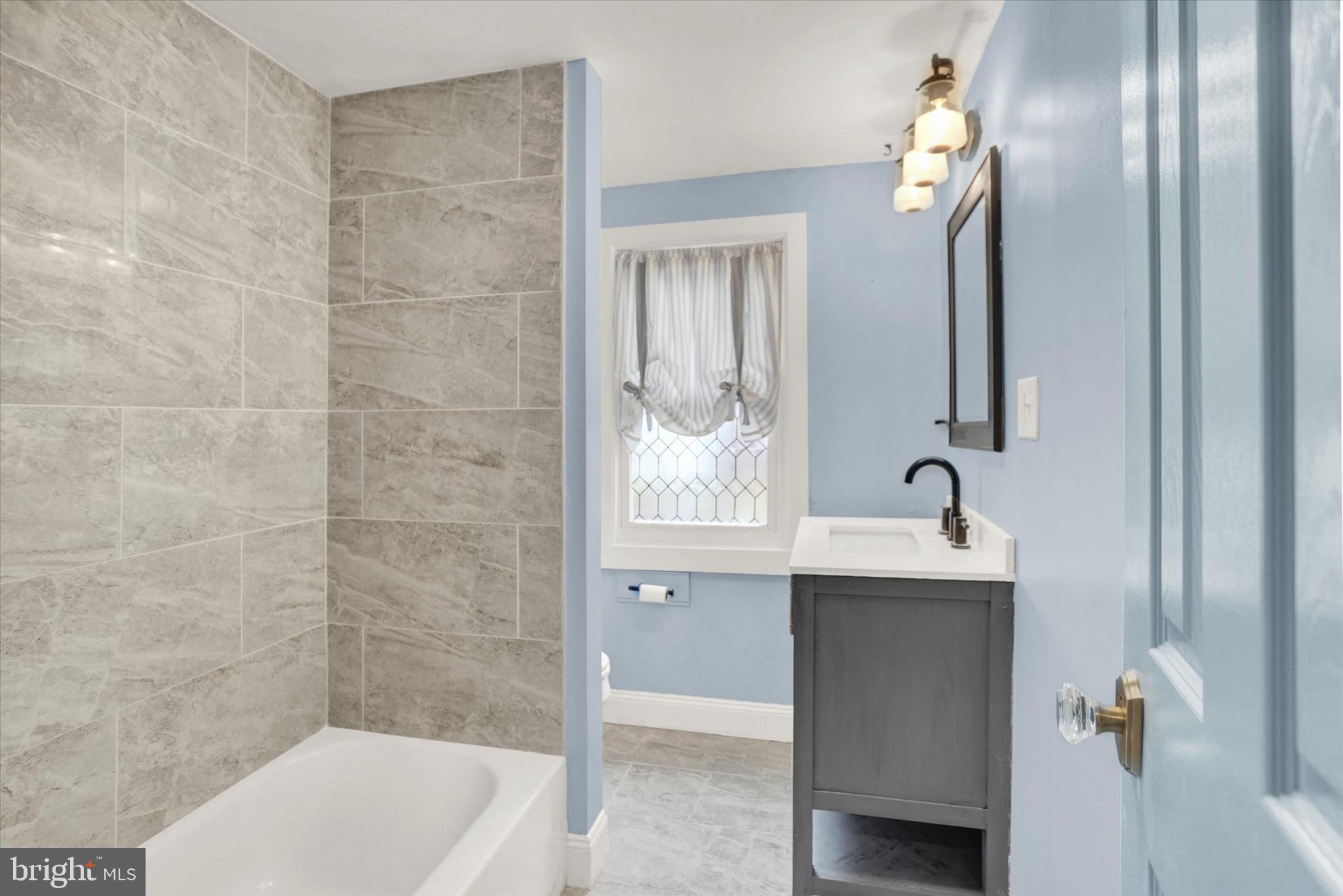 CABBAGE HILL - Residential